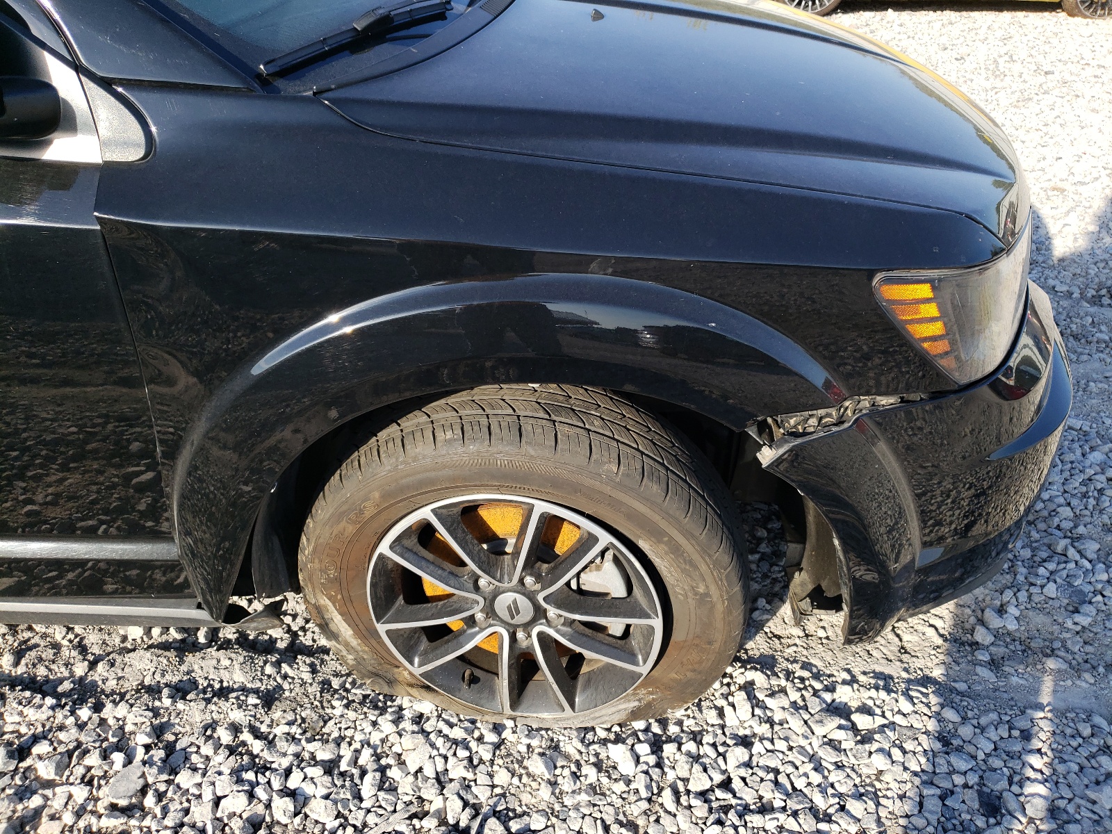 Photo 9 from auction – 2018 DODGE JOURNEY SE with VIN 3C4PDCAB8JT219085