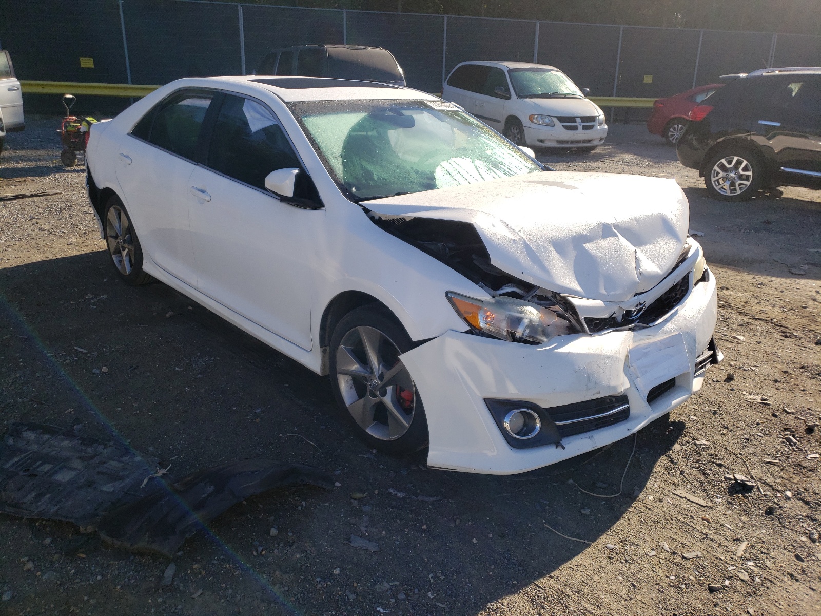 Photo 1 from auction – 2012 TOYOTA CAMRY SE with VIN 4T1BK1FK8CU016165
