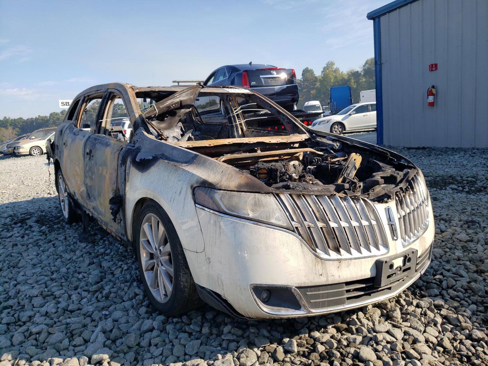 LINCOLN MKT 2012 with VIN 2LMHJ5AT1CBL53436 - Photo from auction