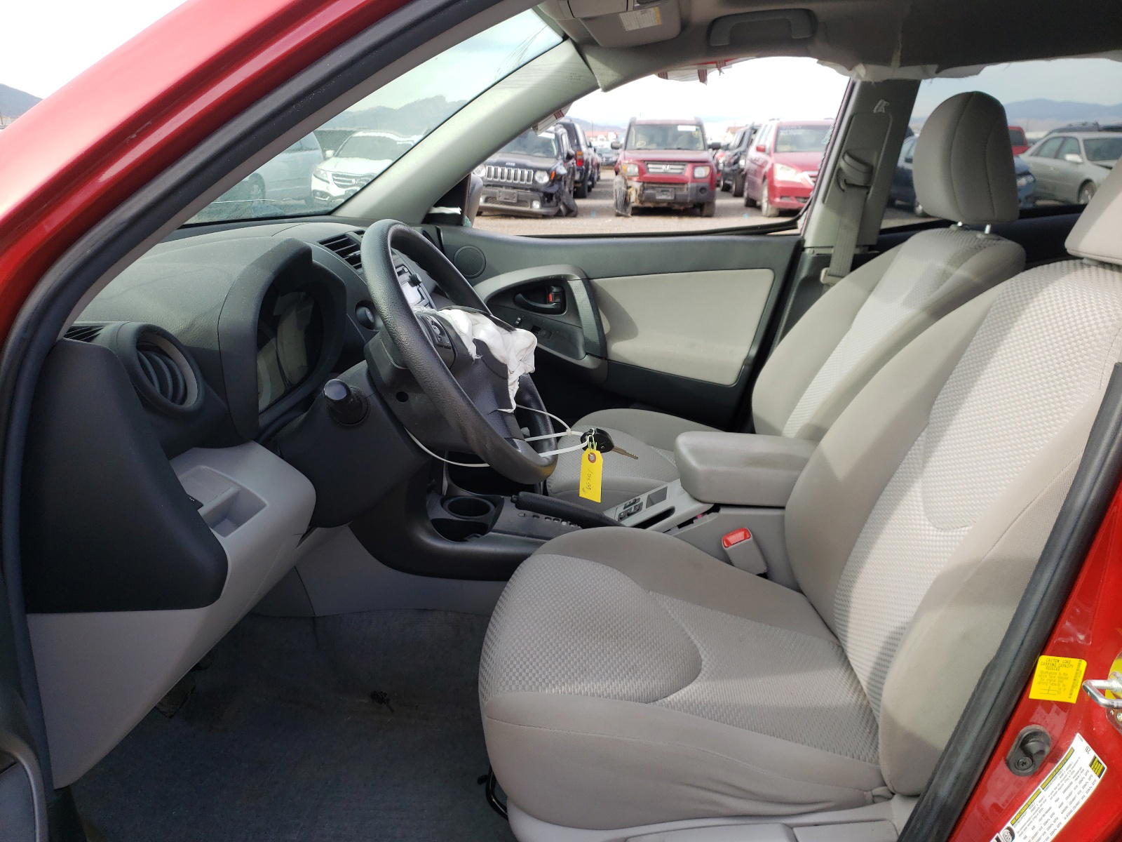 Photo 5 from auction – 2012 TOYOTA RAV4 with VIN 2T3BF4DV7CW262943