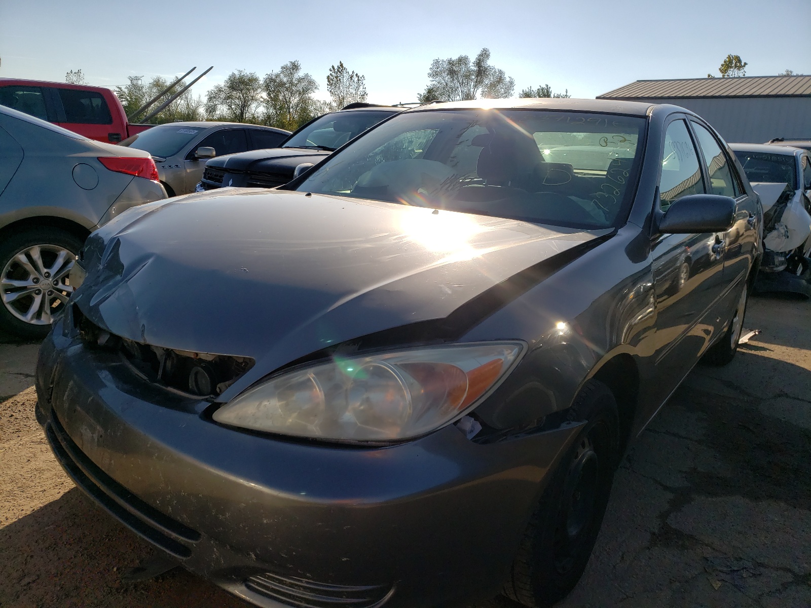 Photo 2 from auction – 2003 TOYOTA CAMRY LE with VIN 4T1BE32KX3U732624
