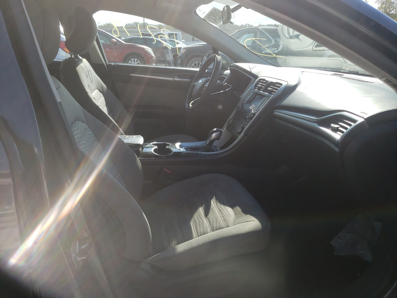 Photo 5 from auction – 2016 FORD FUSION S with VIN 3FA6P0G76GR129434