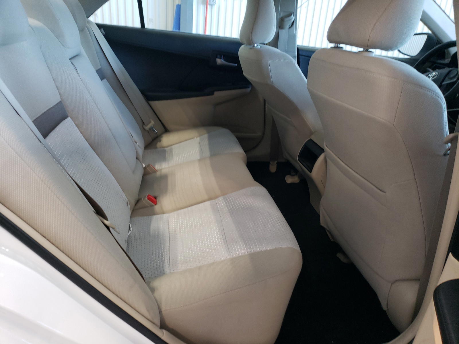 Photo 6 from auction – 2012 TOYOTA CAMRY BASE with VIN 4T4BF1FK7CR229389