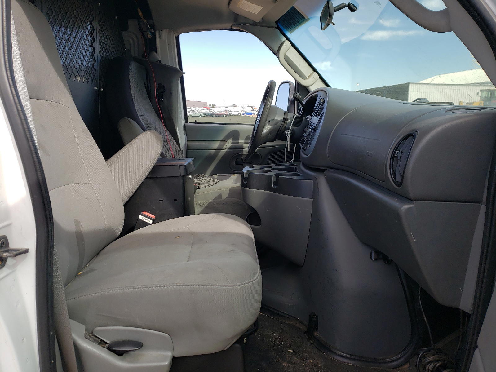 Photo 5 from auction – 2007 FORD ECONOLINE with VIN 1FTNE24L17DB46238