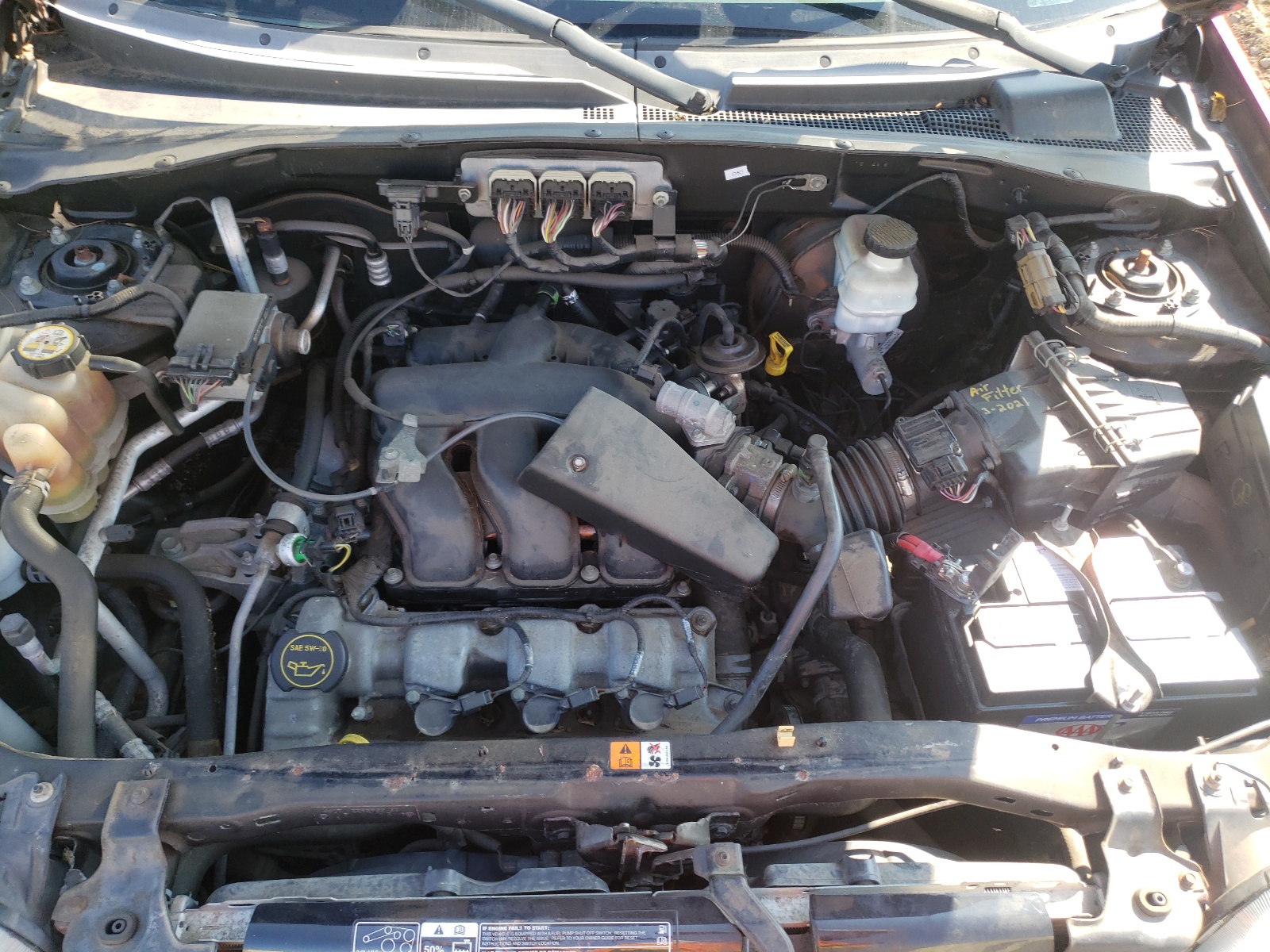 Photo 7 from auction – 2006 FORD ESCAPE XLT with VIN 1FMYU93116KD17696