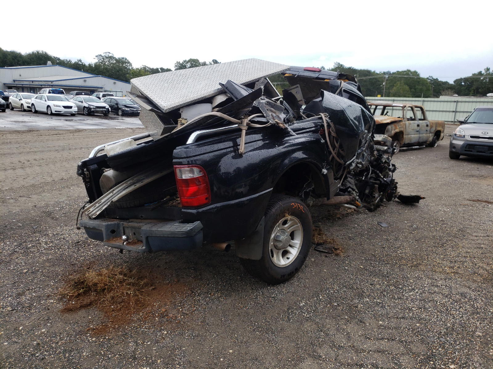 Photo 4 from auction – 2003 FORD RANGER with VIN 1FTYR10U23PB02302