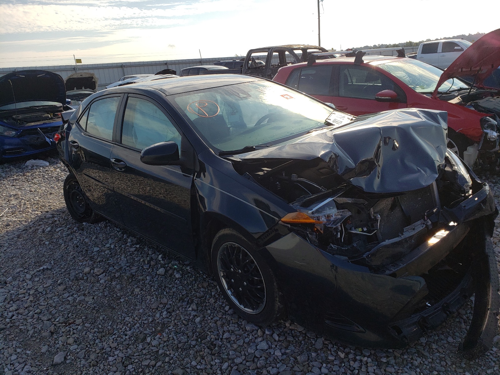 TOYOTA COROLLA L 2018 with VIN 2T1BURHE9JC023303 - Photo from auction