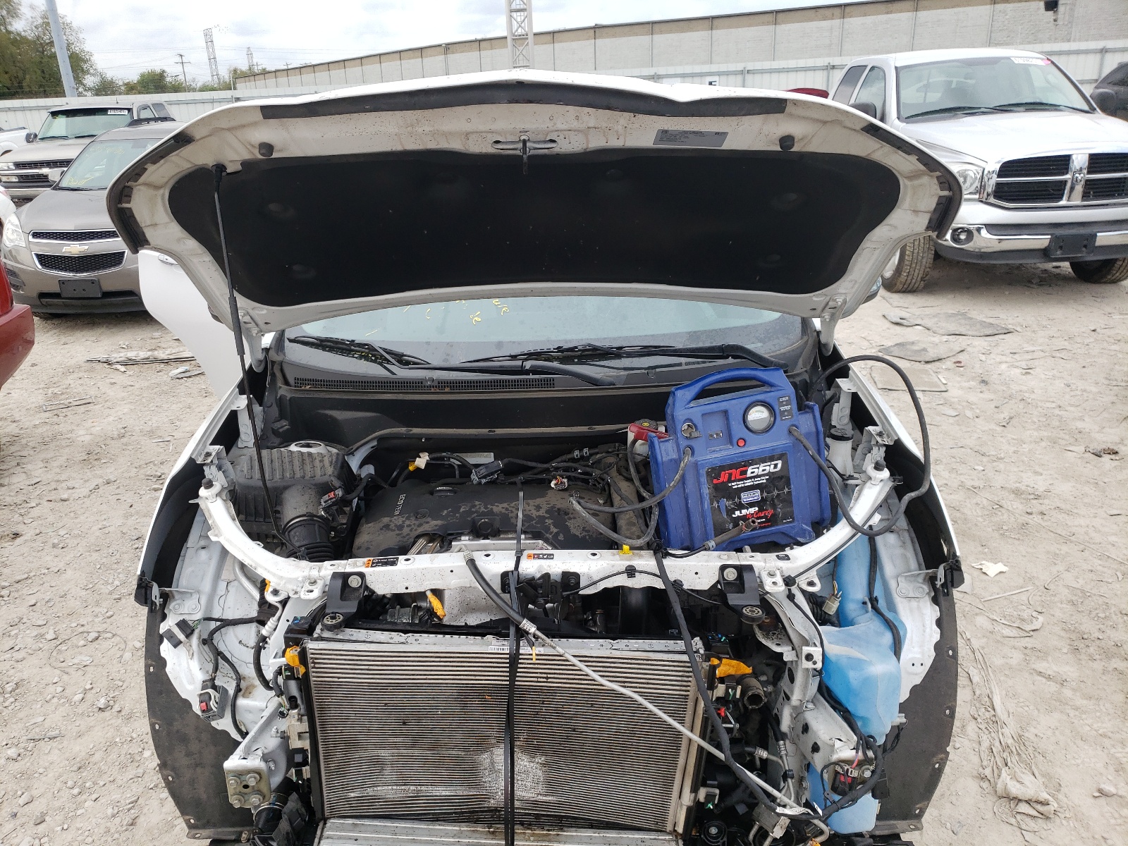 Photo 7 from auction – 2018 CHEVROLET EQUINOX PR with VIN 2GNAXWEX3J6140942