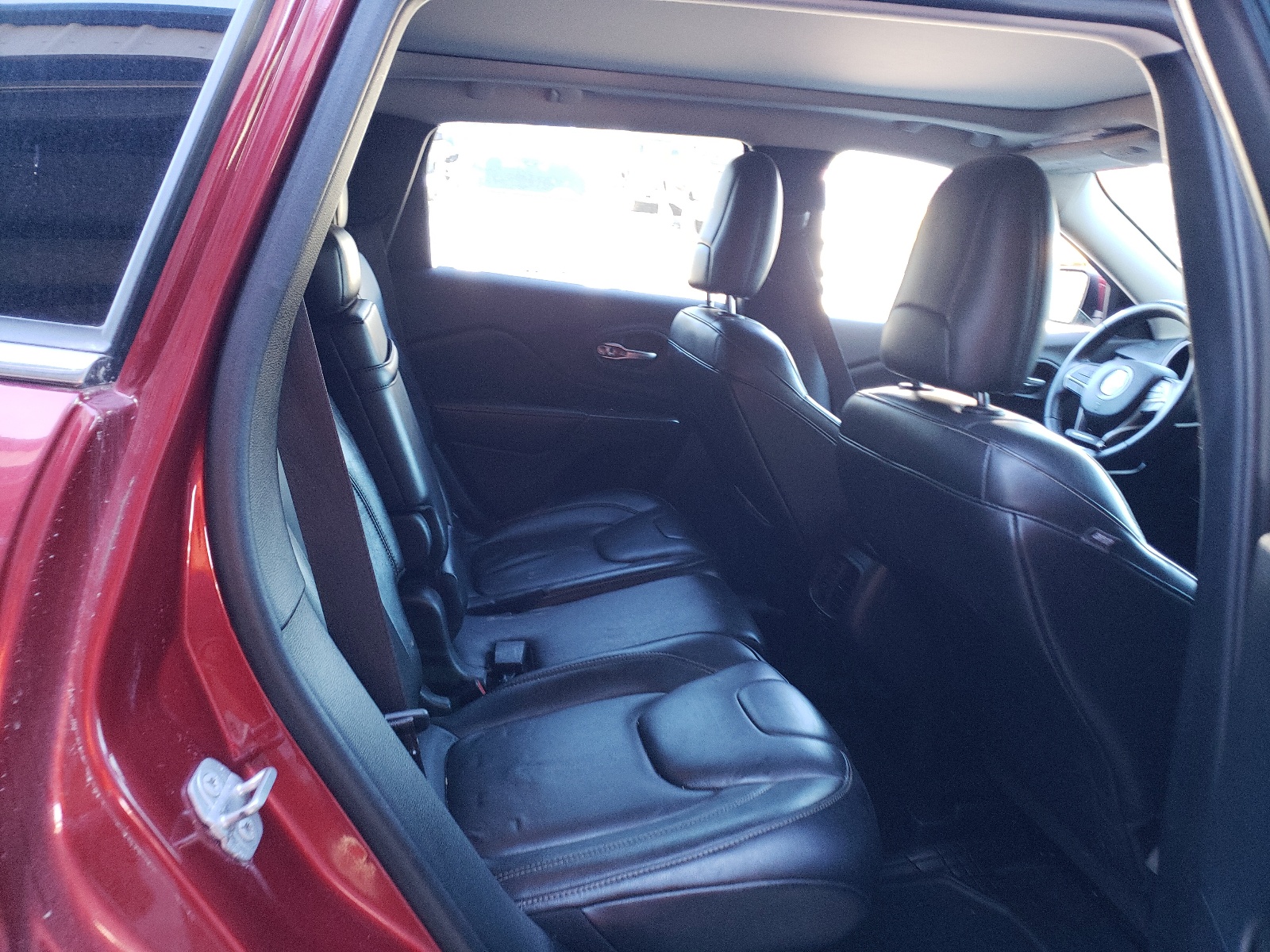Photo 6 from auction – 2014 JEEP CHEROKEE L with VIN 1C4PJMDS4EW311630