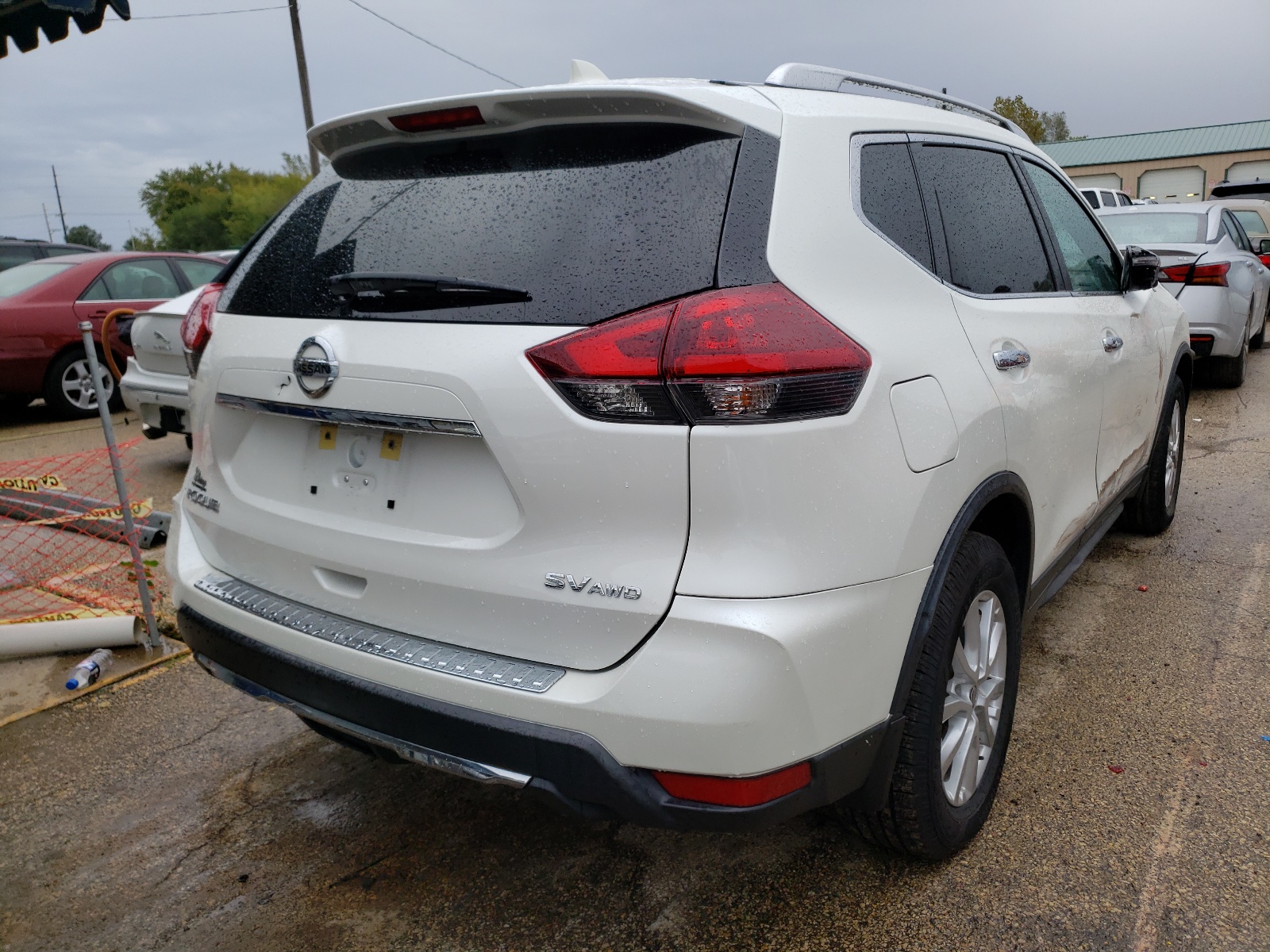 Photo 4 from auction – 2018 NISSAN ROGUE S with VIN KNMAT2MV5JP536867