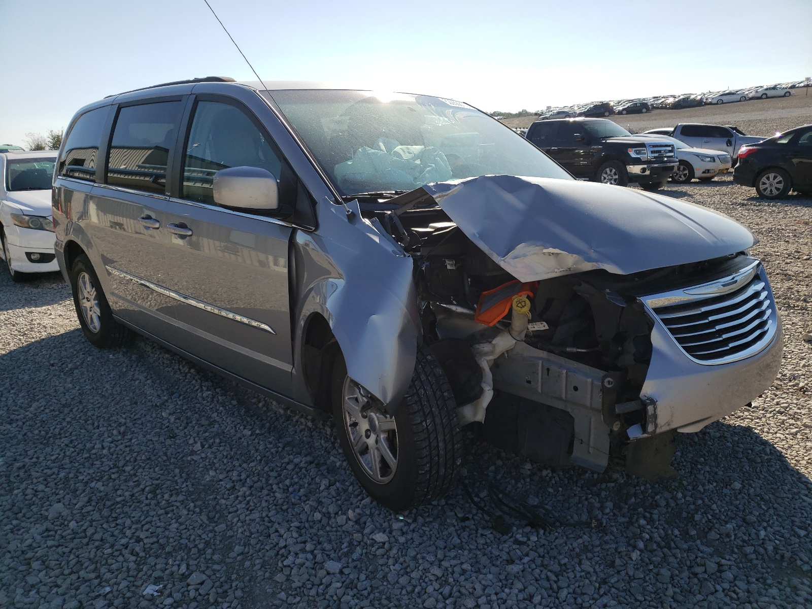 CHRYSLER TOWN & COU 2013 with VIN 2C4RC1BG6DR584429 - Photo from auction