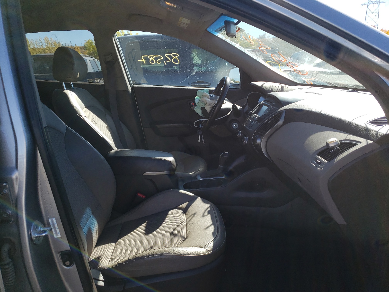Photo 5 from auction – 2015 HYUNDAI TUCSON LIM with VIN KM8JUCAG8FU045898