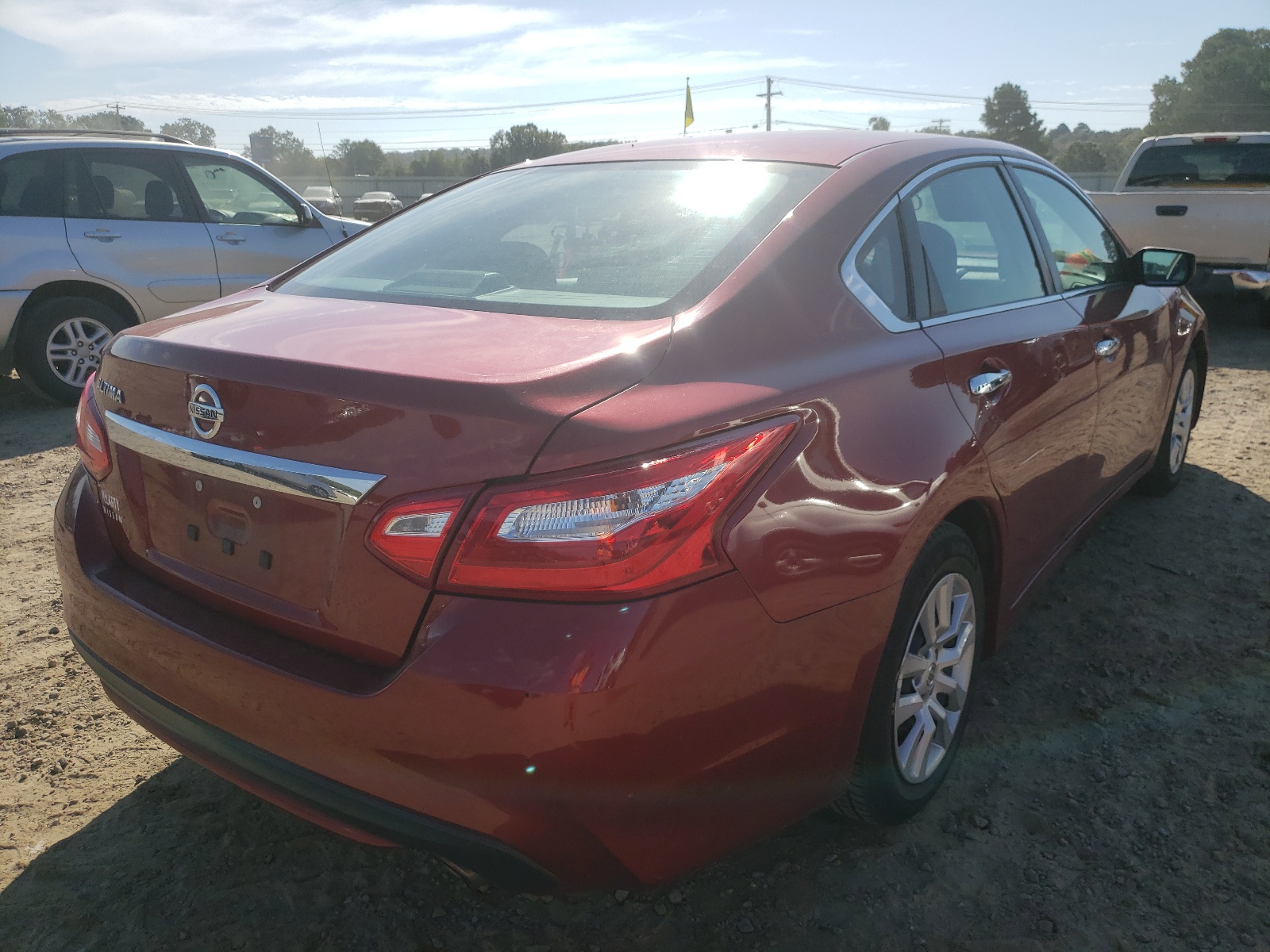 Photo 4 from auction – 2016 NISSAN ALTIMA 2.5 with VIN 1N4AL3AP1GC256123