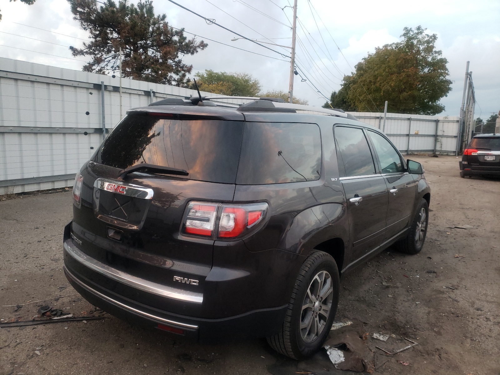 Photo 4 from auction – 2016 GMC ACADIA SLT with VIN 1GKKVRKD7GJ191309