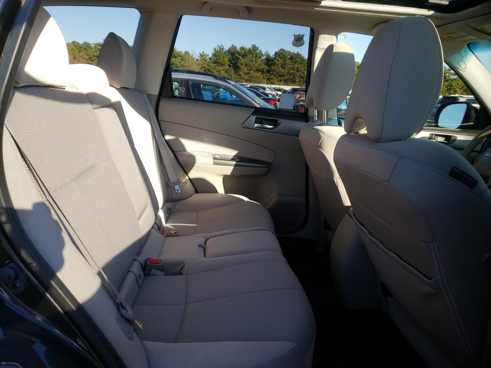 Photo 6 from auction – 2012 SUBARU FORESTER 2 with VIN JF2SHADC1CH424886