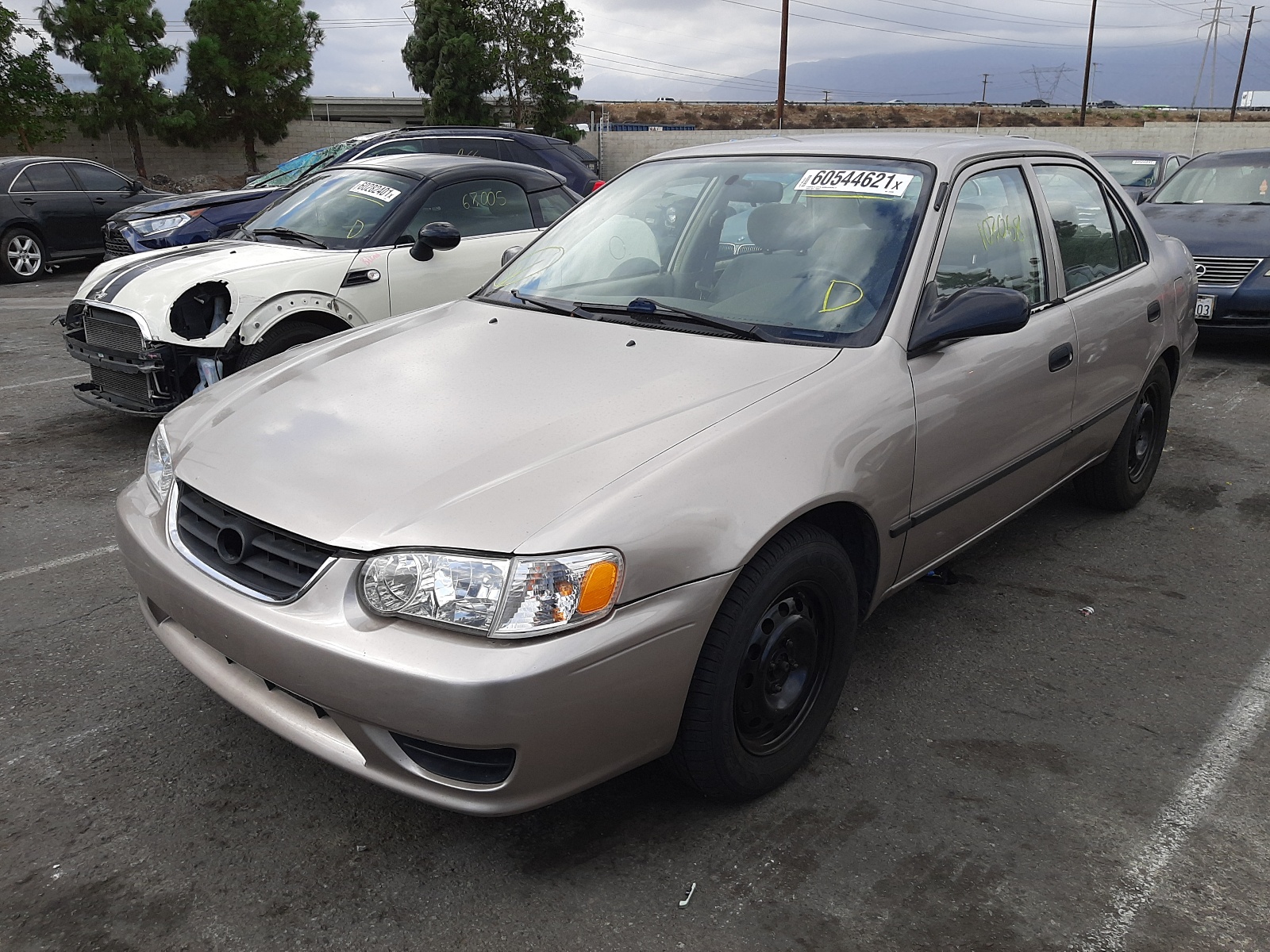 Photo 2 from auction – 2001 TOYOTA COROLLA CE with VIN 1NXBR12E51Z448320