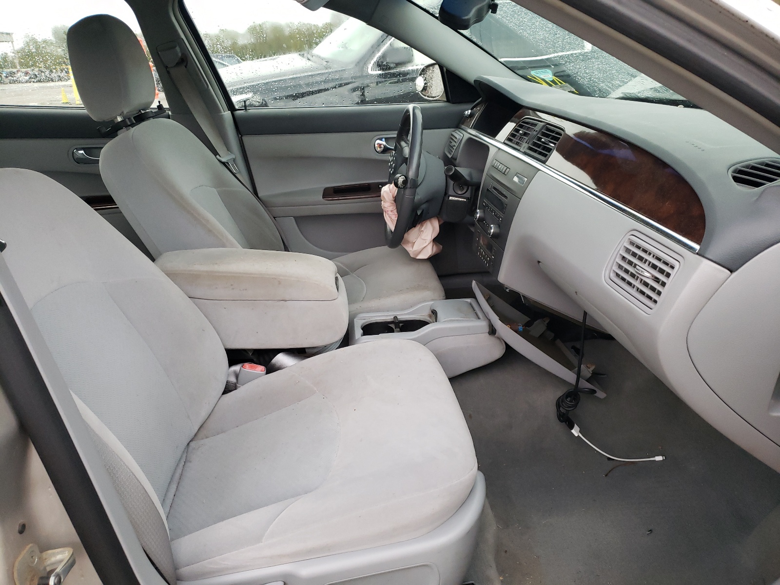 Zdjęcie 5 z aukcji – 2007 BUICK LACROSSE C z VIN 2G4WC582771172086