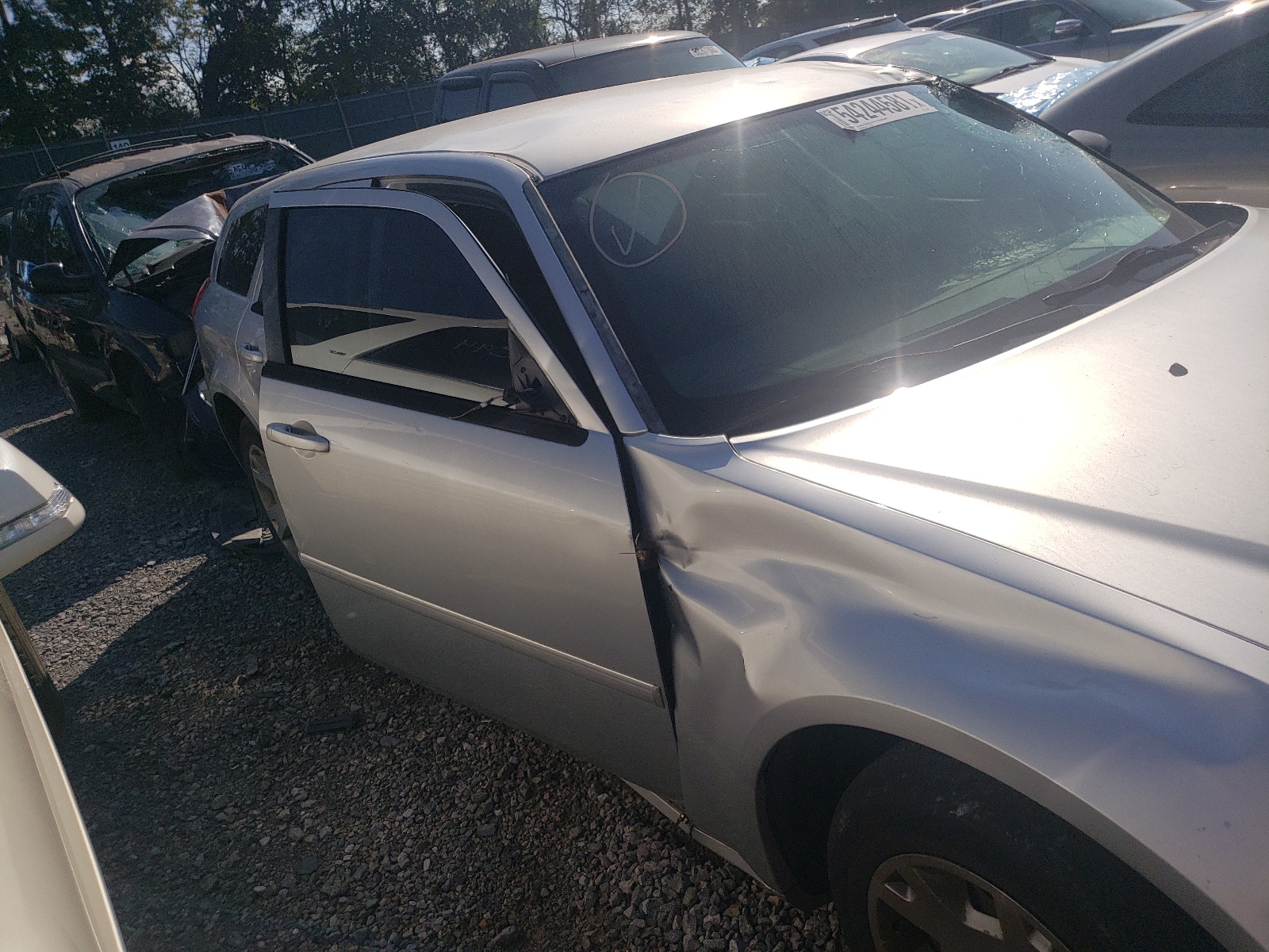 Photo 9 from auction – 2007 DODGE MAGNUM SXT with VIN 2D4FV47V37H621021