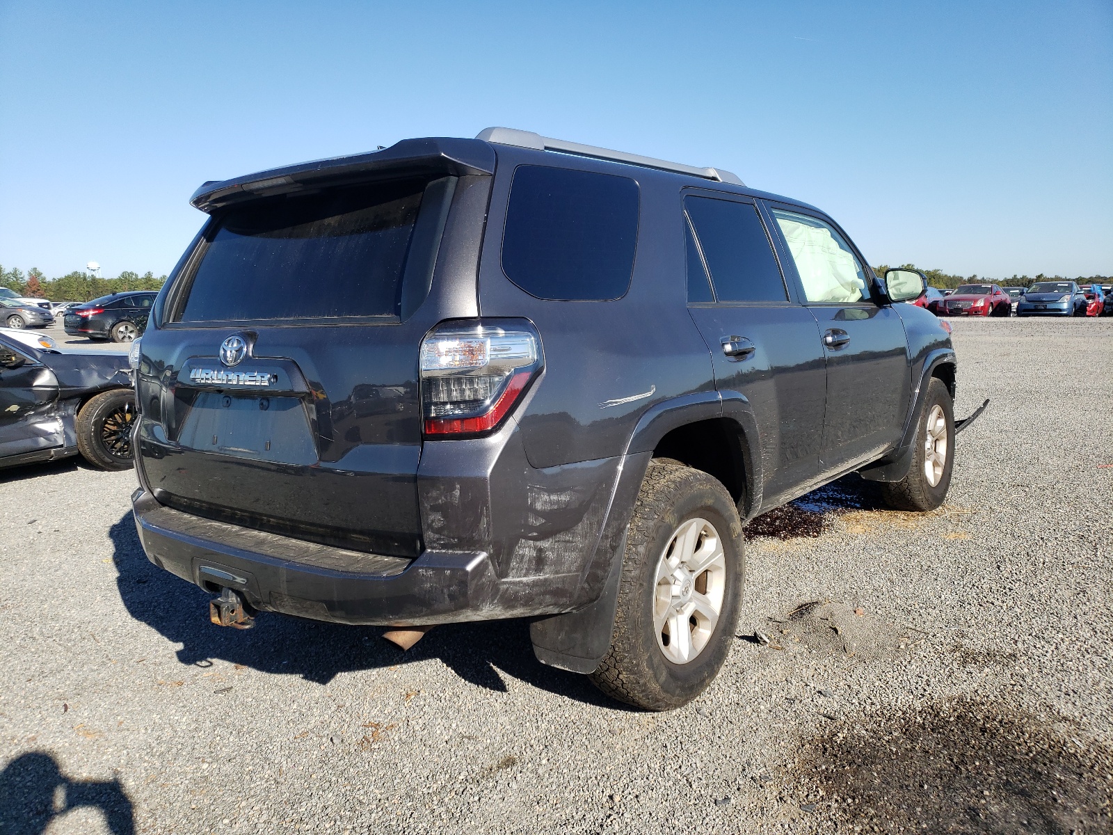 Zdjęcie 4 z aukcji – 2015 TOYOTA 4RUNNER SR z VIN JTEBU5JR8F5203460