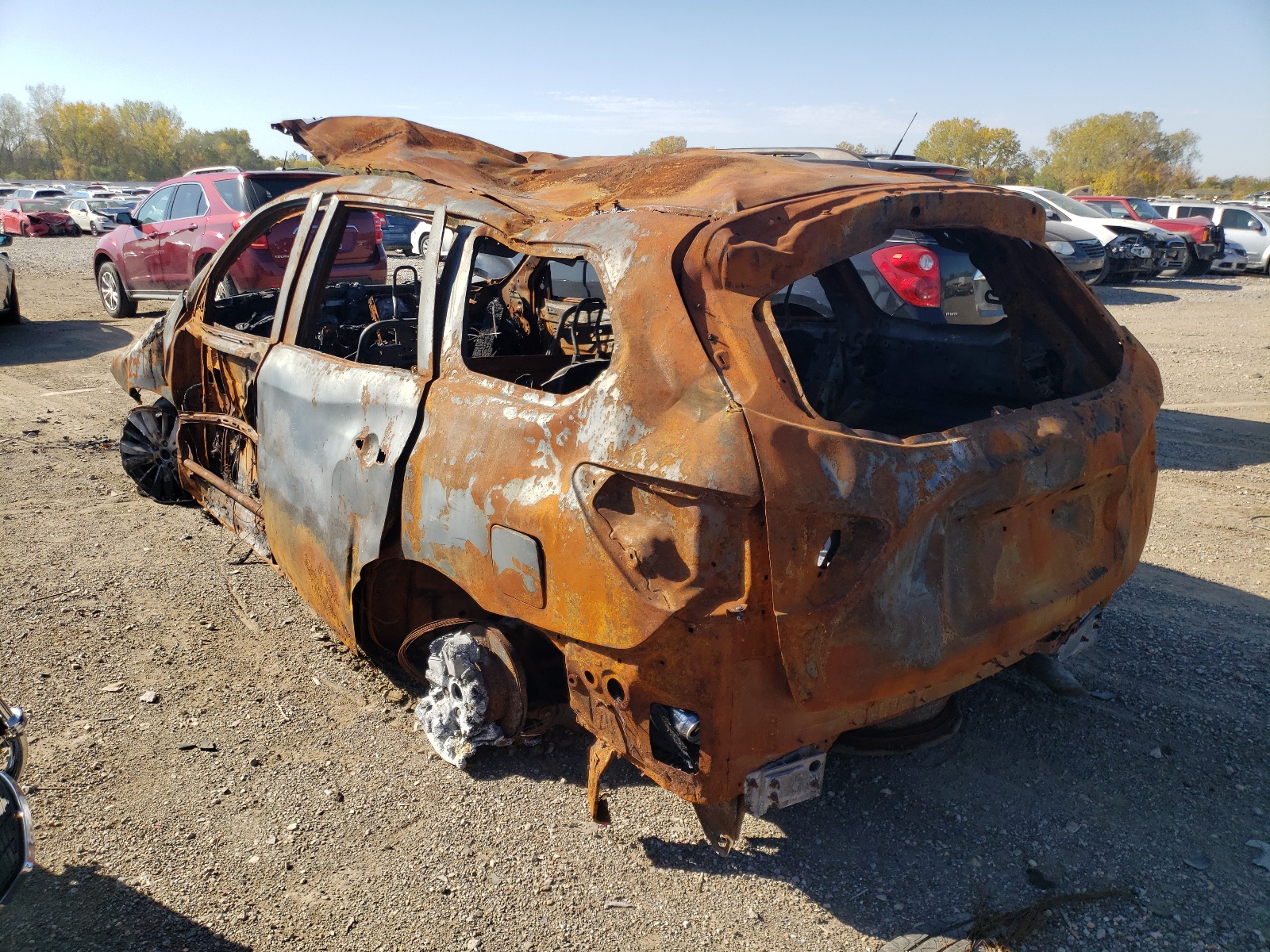 Photo 3 from auction – 2017 NISSAN PATHFINDER with VIN 5N1DR2MM2HC634268