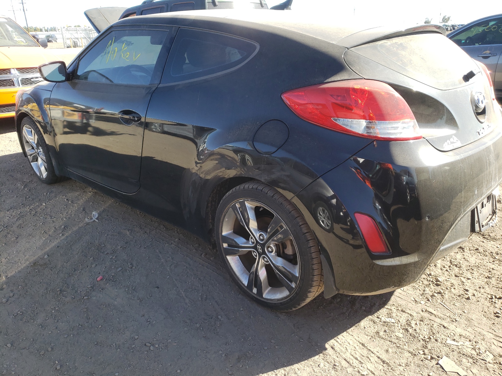 Photo 9 from auction – 2013 HYUNDAI VELOSTER with VIN KMHTC6AD1DU158978