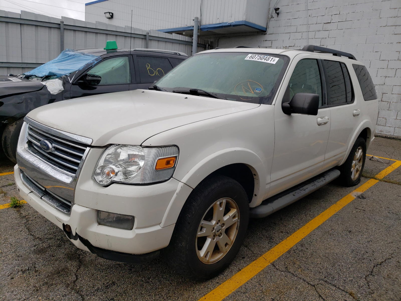 Photo 2 from auction – 2010 FORD EXPLORER X with VIN 1FMEU7DE5AUA92656