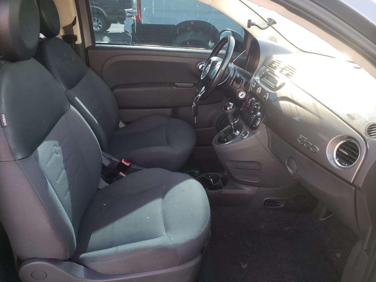 Photo 5 from auction – 2012 FIAT 500 POP with VIN 3C3CFFAR6CT200422