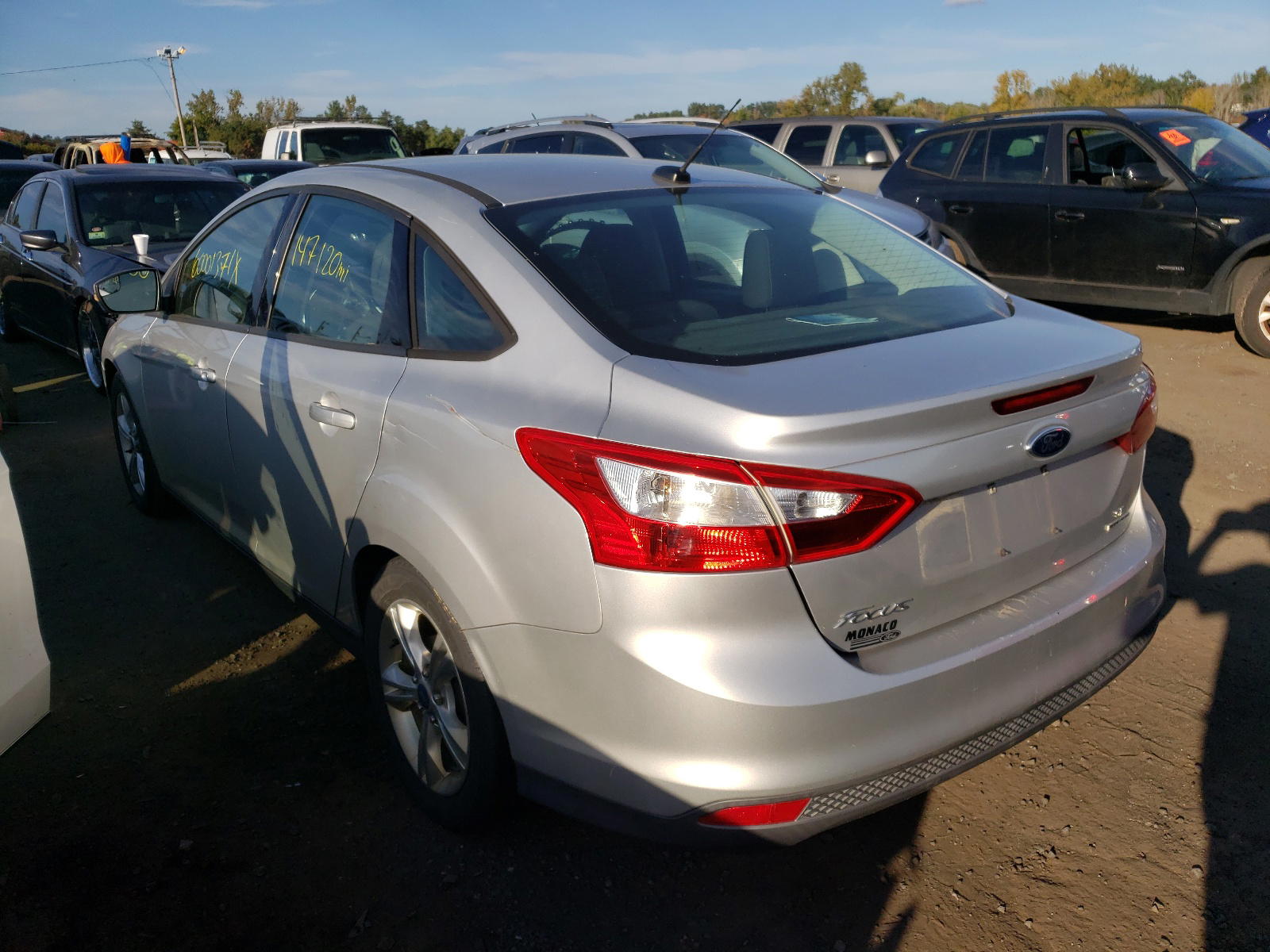 Photo 3 from auction – 2014 FORD FOCUS SE with VIN 1FADP3F20EL150497