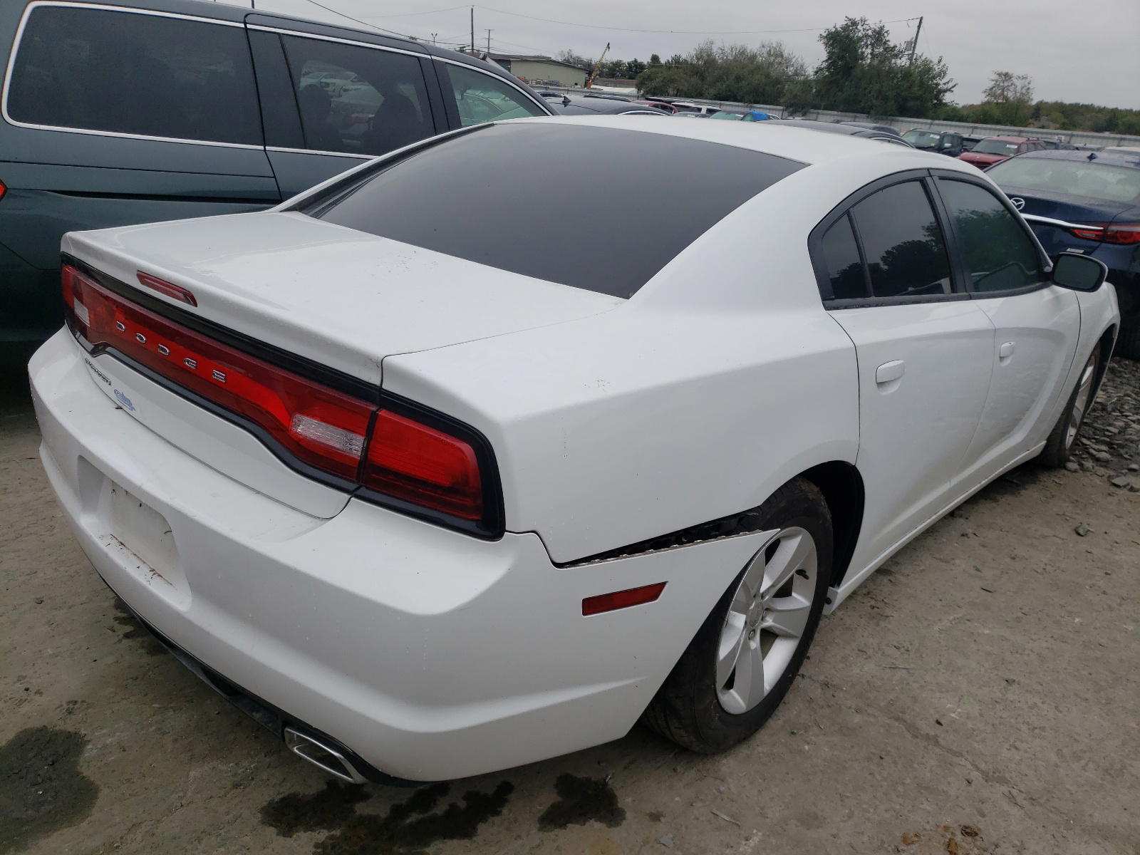 Photo 4 from auction – 2014 DODGE CHARGER SE with VIN 2C3CDXBG4EH267721
