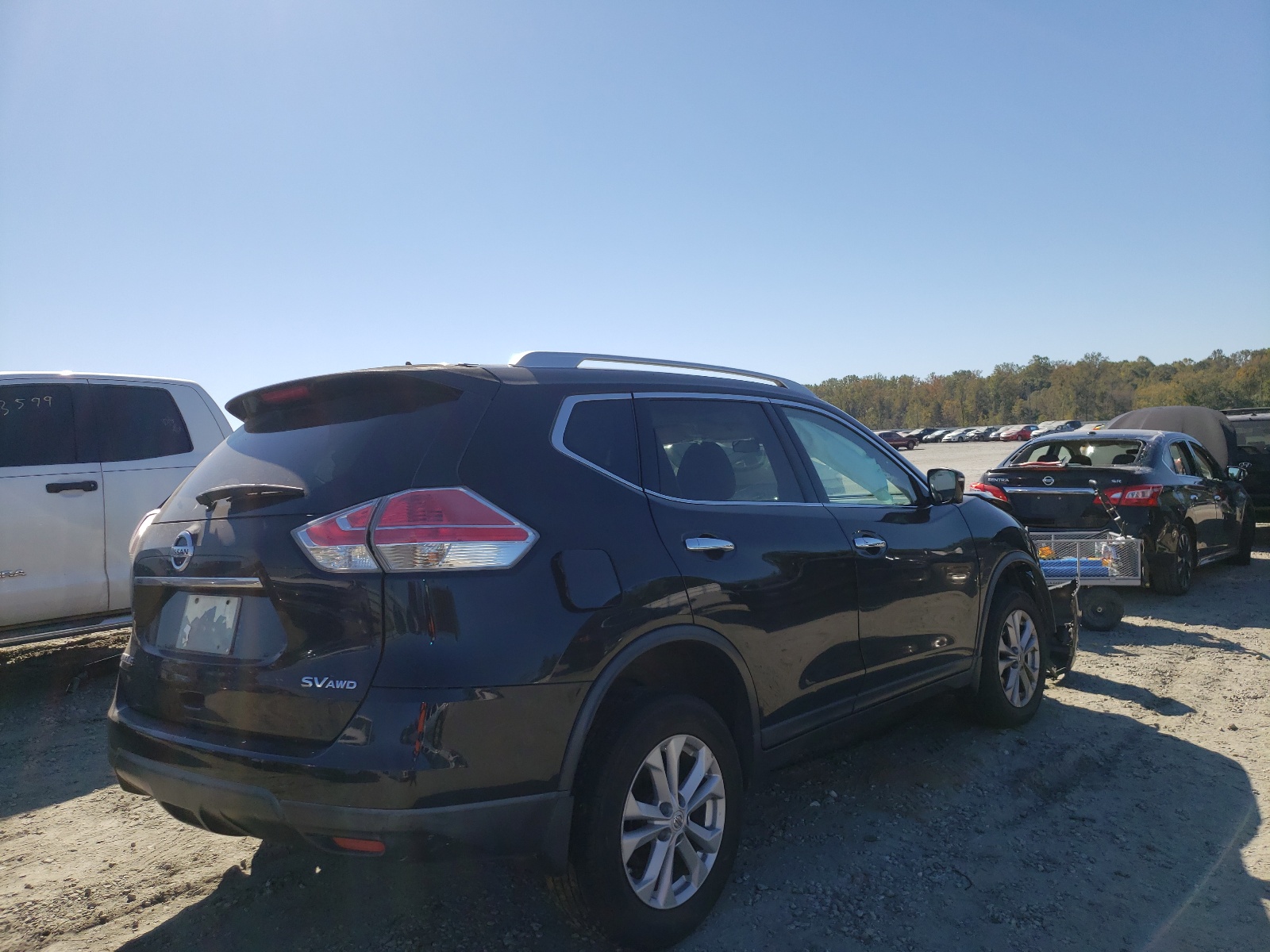Photo 4 from auction – 2015 NISSAN ROGUE S with VIN KNMAT2MV7FP503635