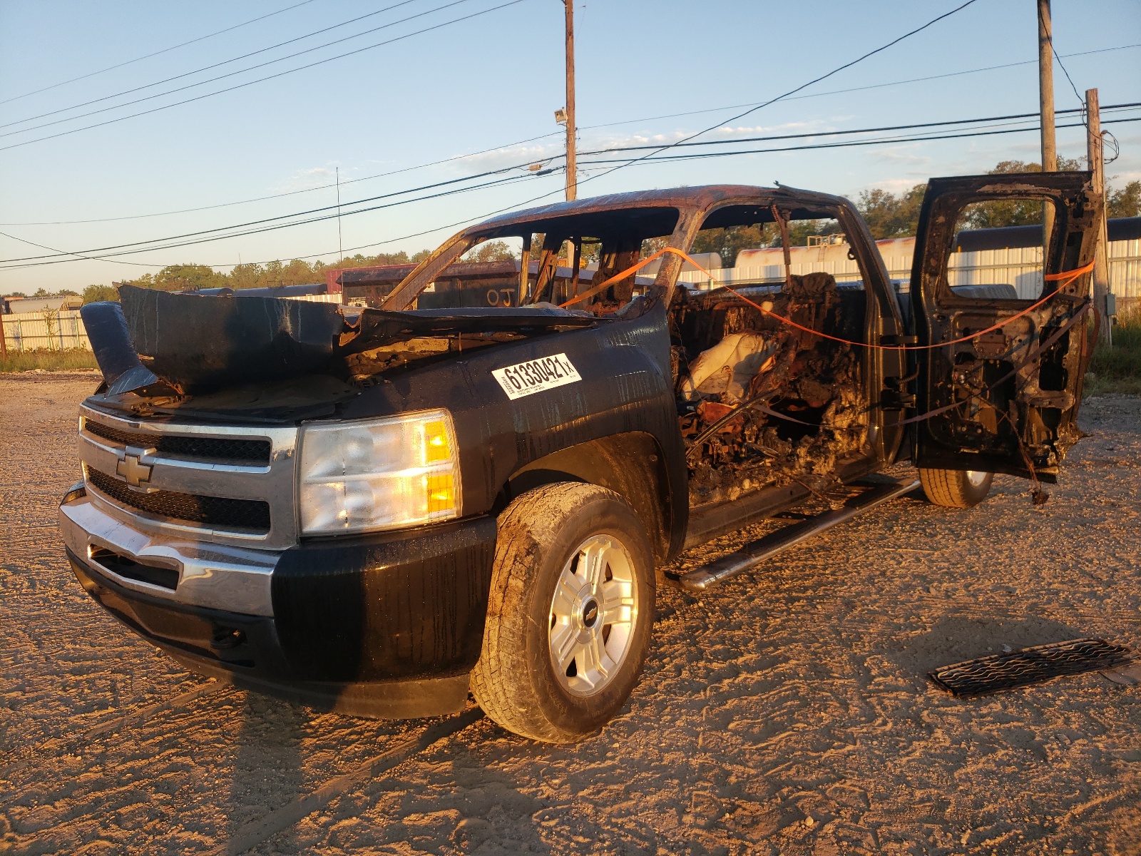Photo 2 from auction – 2010 CHEVROLET SILVERADO with VIN 1GCSKSE35AZ111612