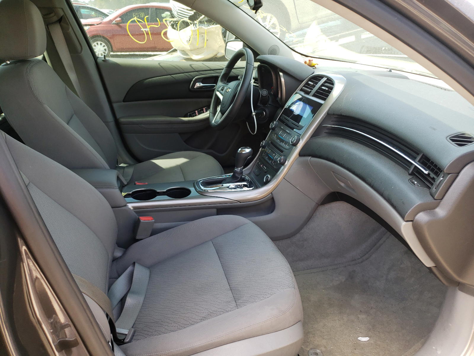 Photo 5 from auction – 2013 CHEVROLET MALIBU with VIN 1G11B5SA6DF182204