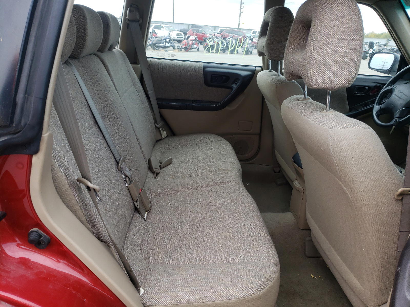 Photo 6 from auction – 2001 SUBARU FORESTER L with VIN JF1SF63591G768494