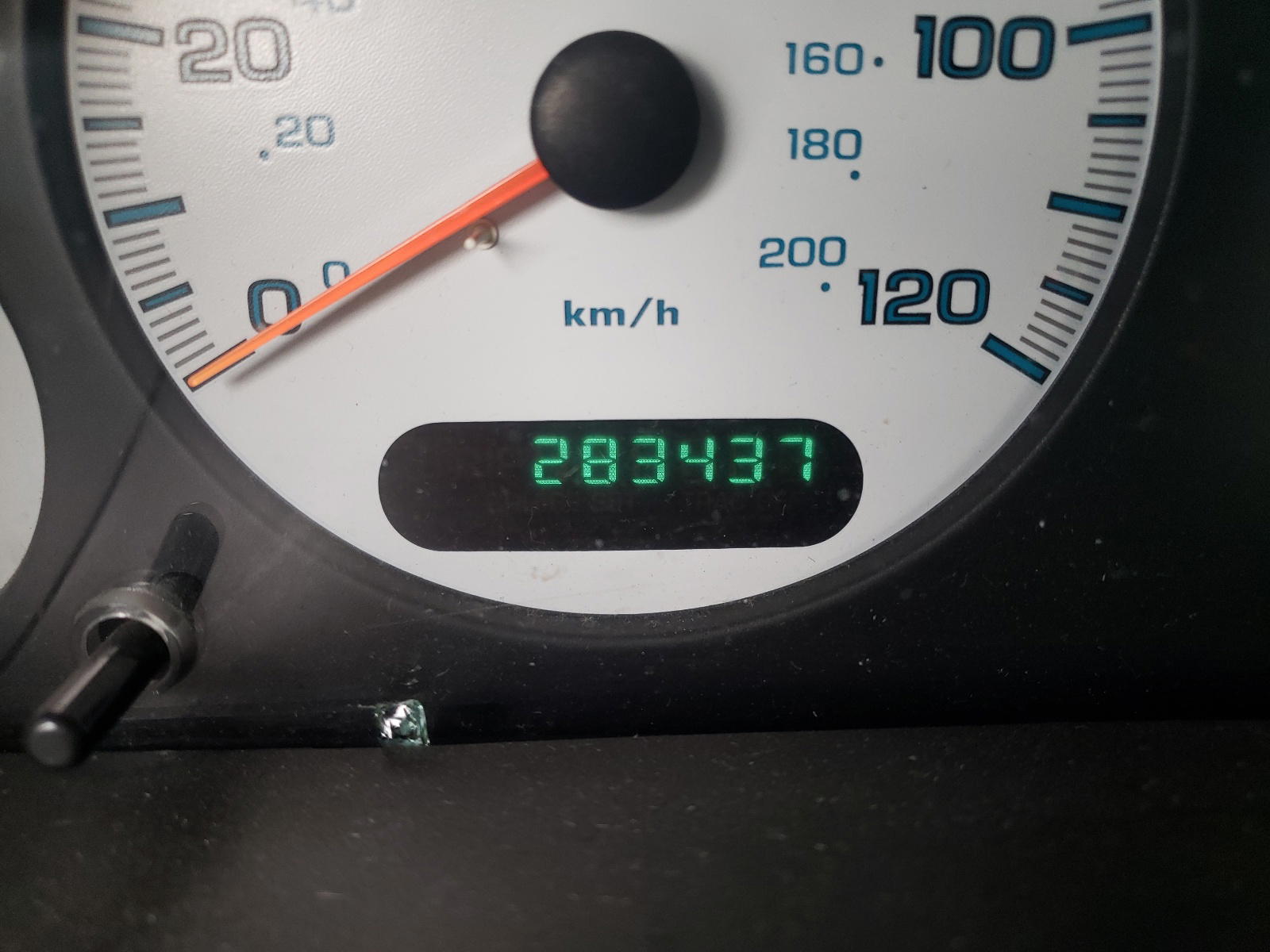 Photo 8 from auction – 2002 DODGE GRAND CARA with VIN 2B8GP54L92R793833