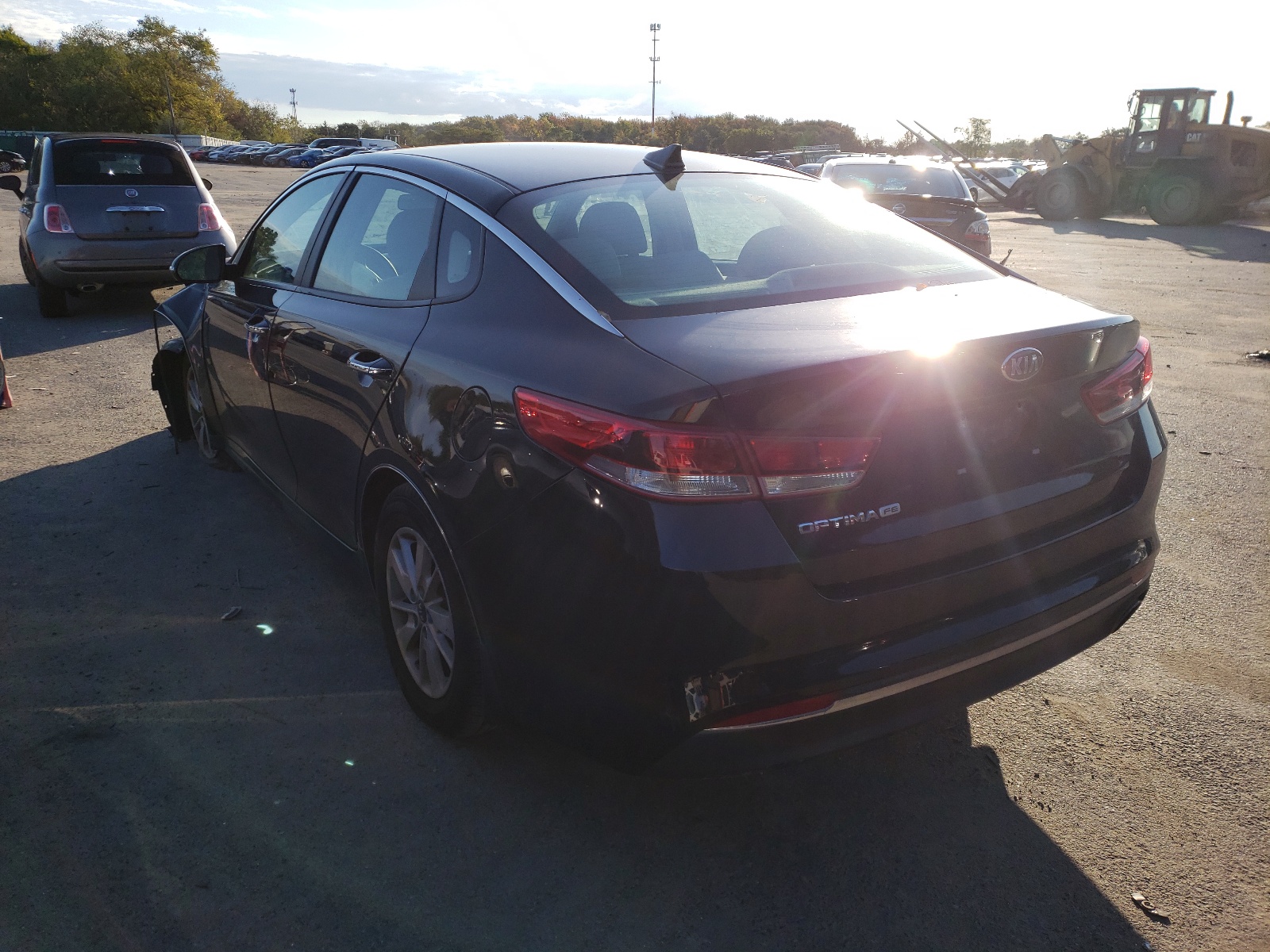 Photo 3 from auction – 2016 KIA OPTIMA LX with VIN 5XXGT4L36GG098947