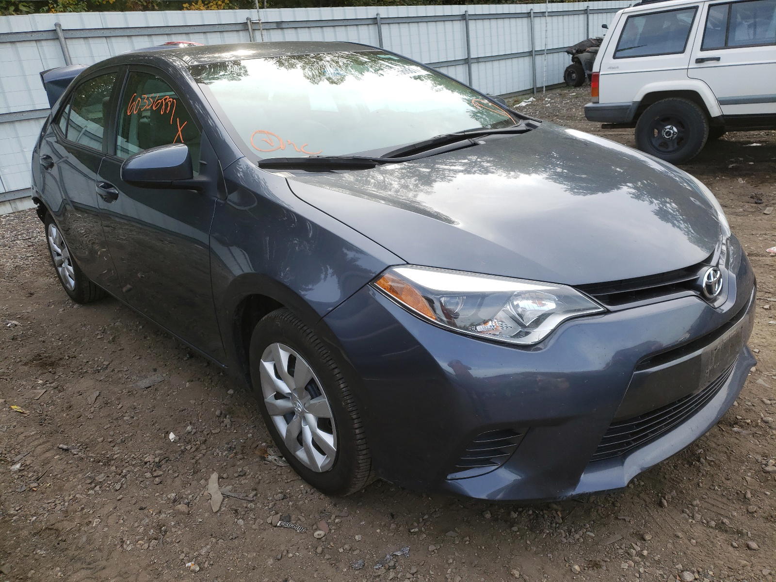 TOYOTA COROLLA 2016 with VIN 5YFBURHE5GP465391 - Photo from auction