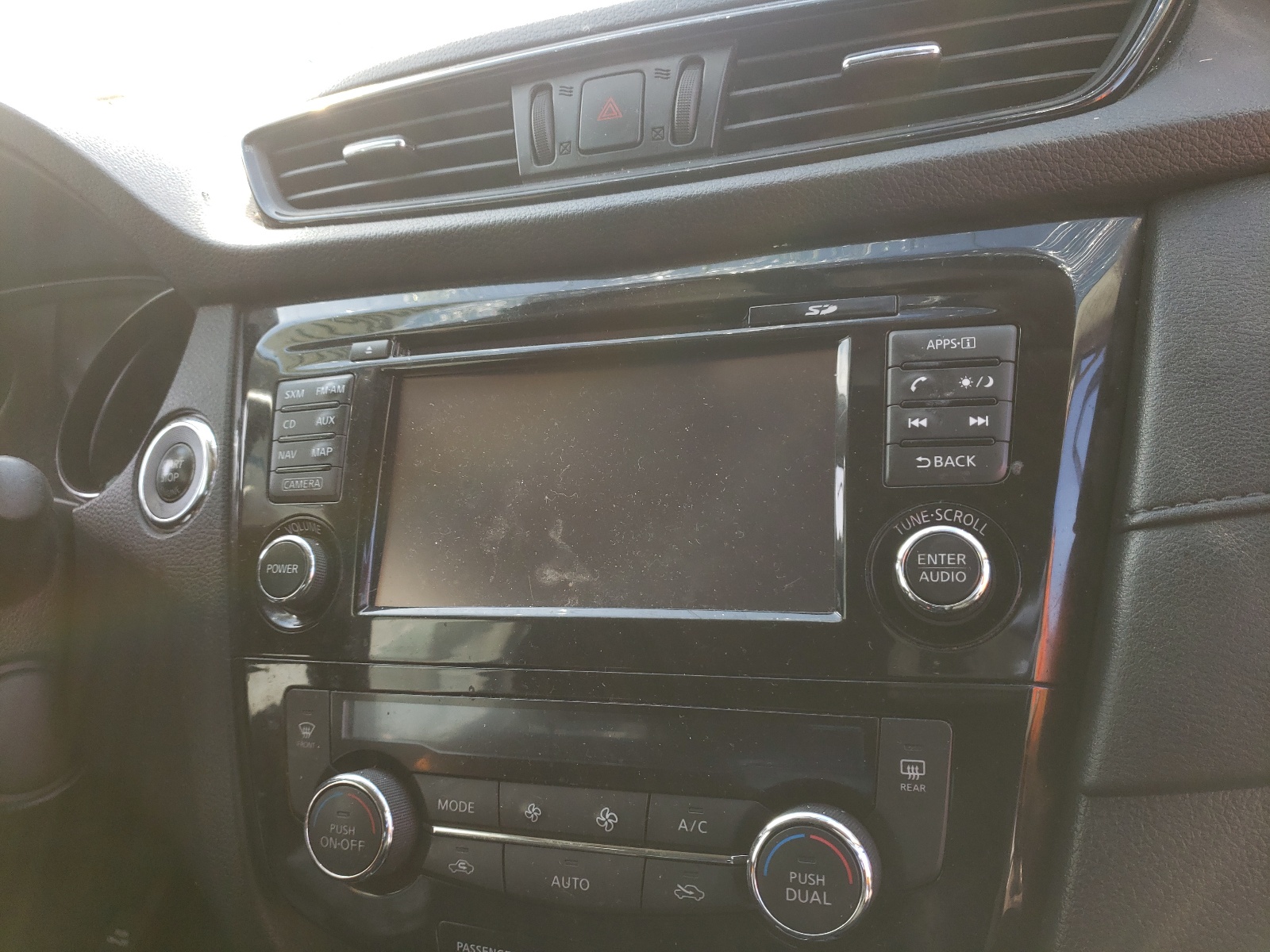 Photo 9 from auction – 2017 NISSAN ROGUE S with VIN KNMAT2MV2HP571246