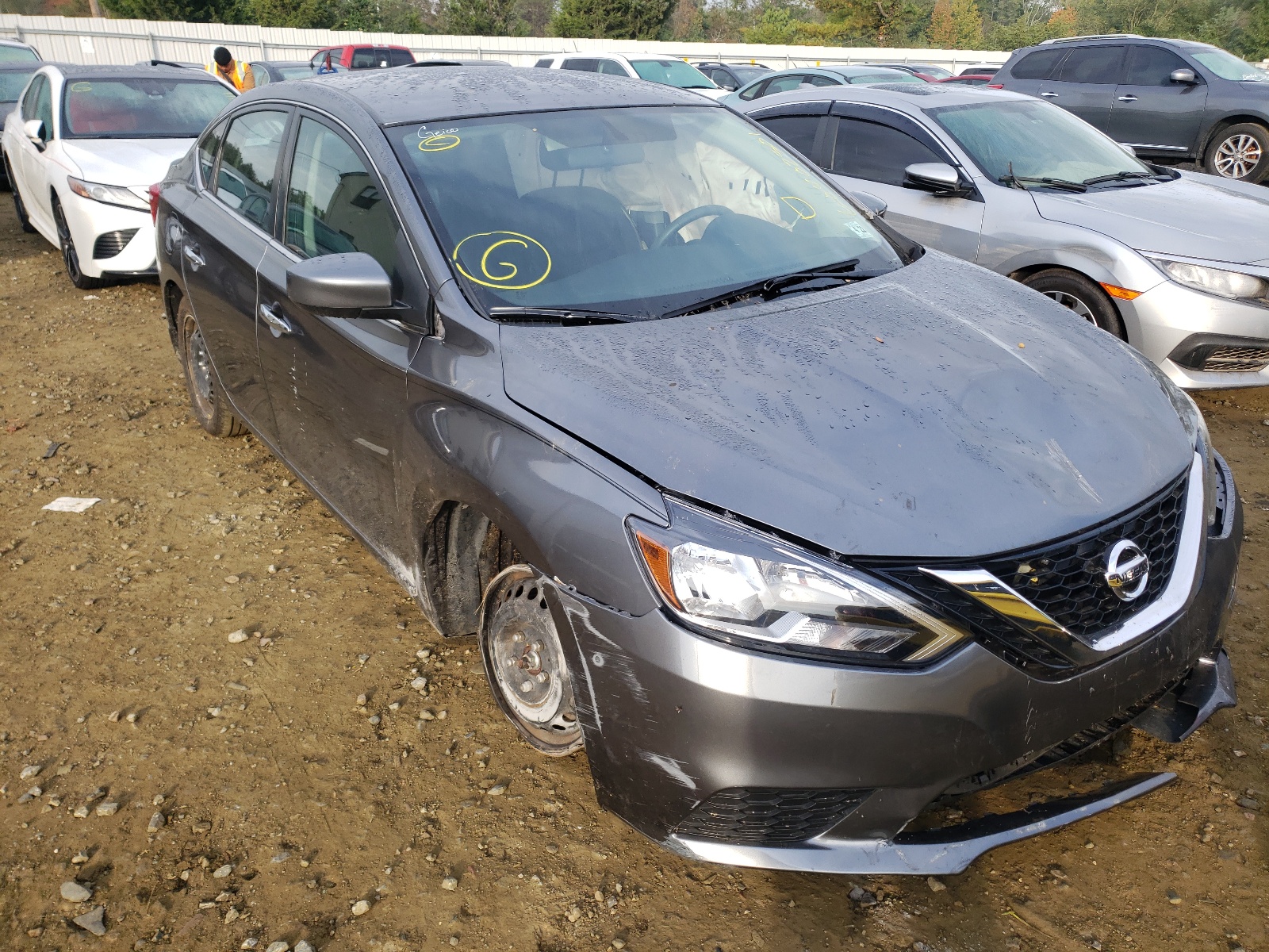 NISSAN SENTRA S 2017 with VIN 3N1AB7AP8HL677124 - Photo from auction