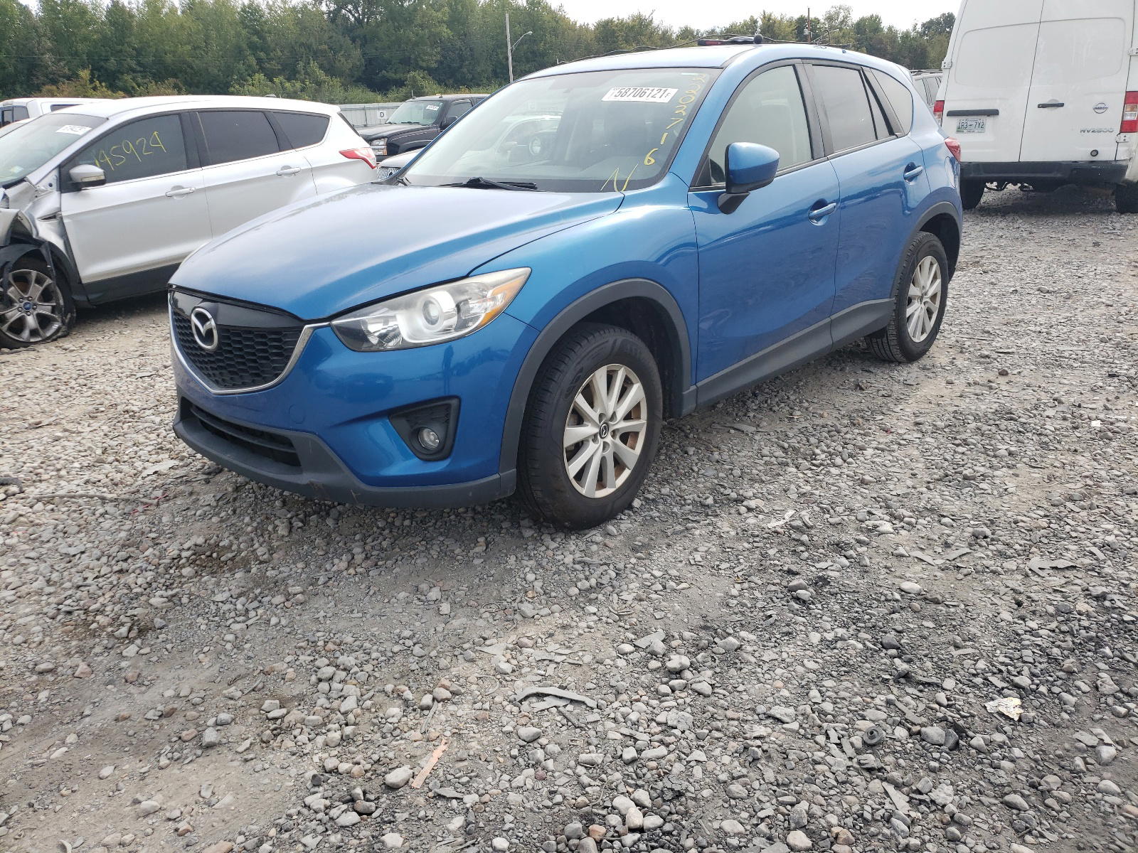 Photo 2 from auction – 2013 MAZDA CX-5 TOURI with VIN JM3KE2CE4D0118045