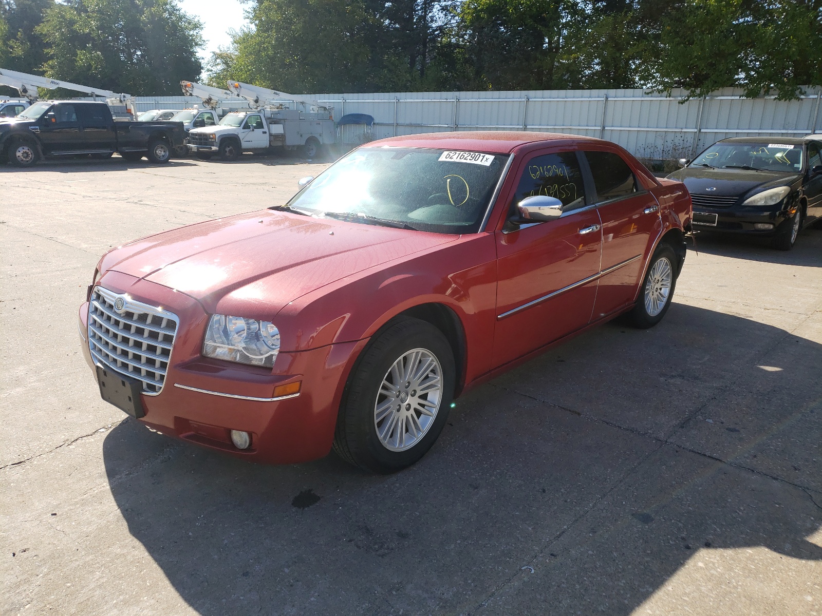 Photo 2 from auction – 2010 CHRYSLER 300 TOURIN with VIN 2C3CA5CV5AH326778