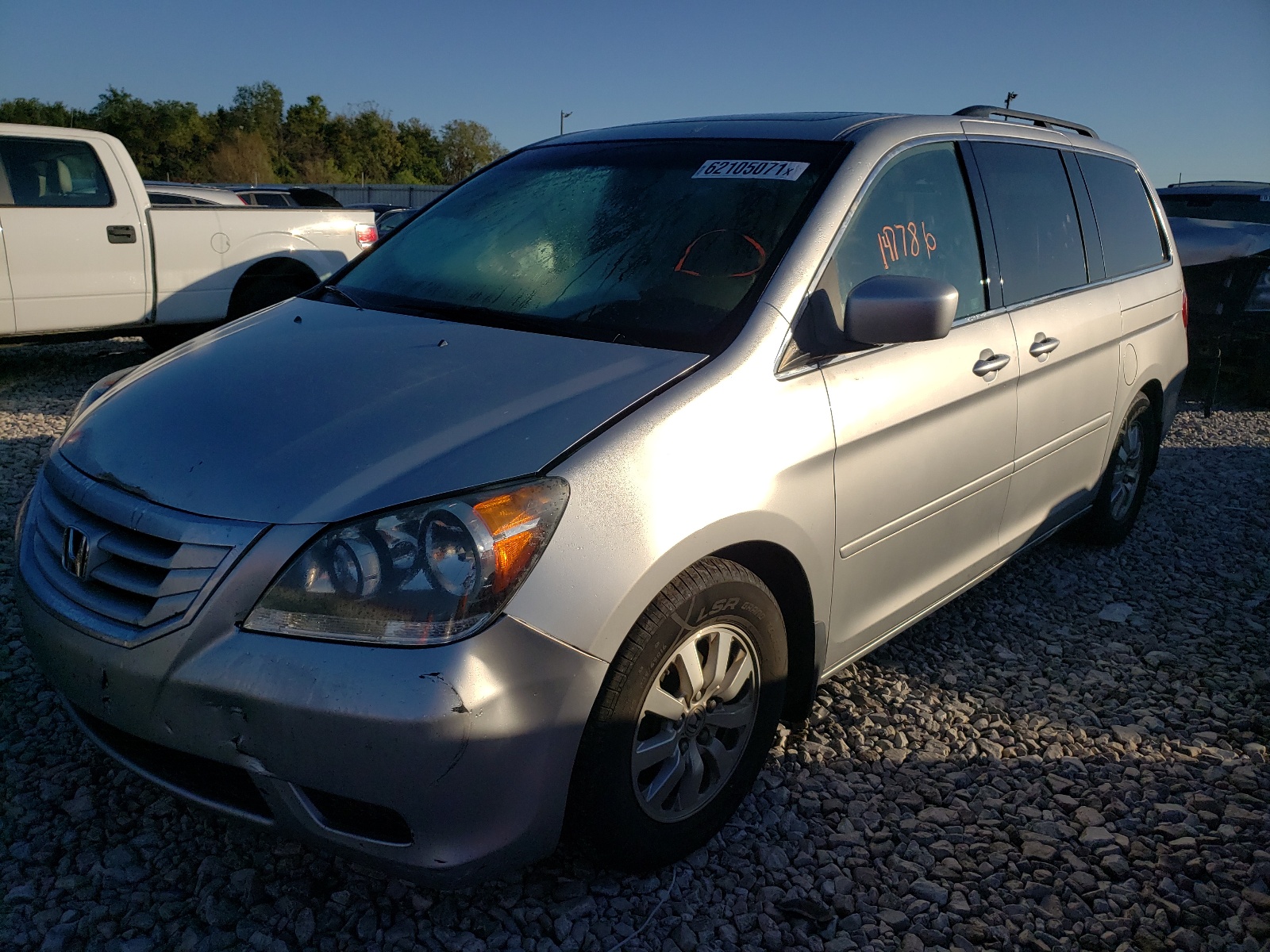 Photo 2 from auction – 2010 HONDA ODYSSEY EX with VIN 5FNRL3H78AB084167