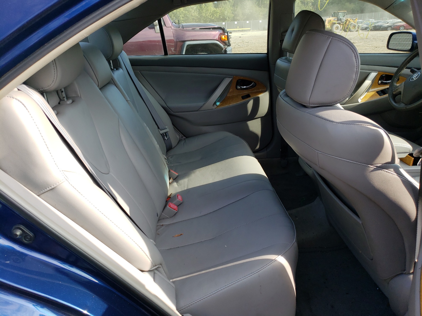 Photo 6 from auction – 2007 TOYOTA CAMRY CE with VIN 4T1BE46K57U066309