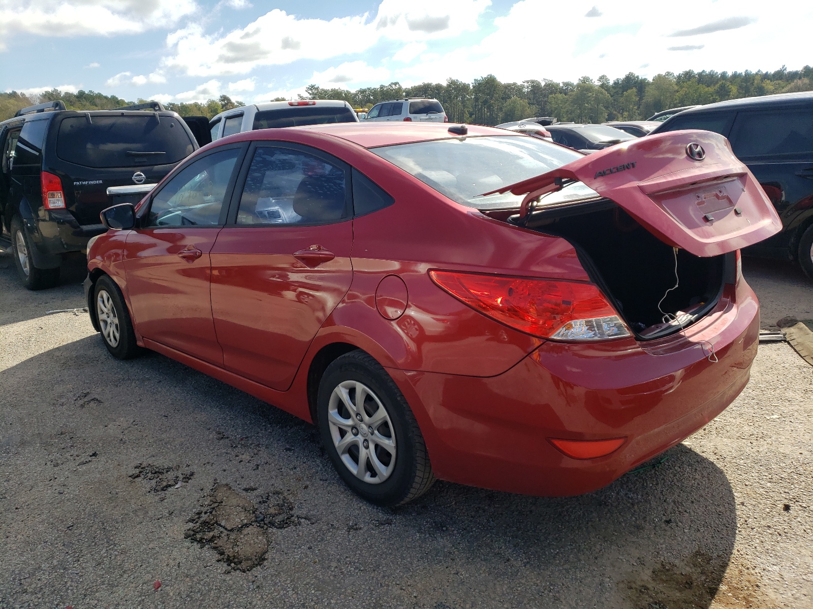 Photo 3 from auction – 2014 HYUNDAI ACCENT GLS with VIN KMHCT4AE5EU720136
