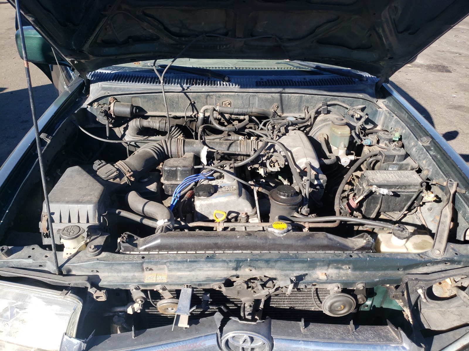 Photo 7 from auction – 1999 TOYOTA 4RUNNER SR with VIN JT3HM84R7X0031310
