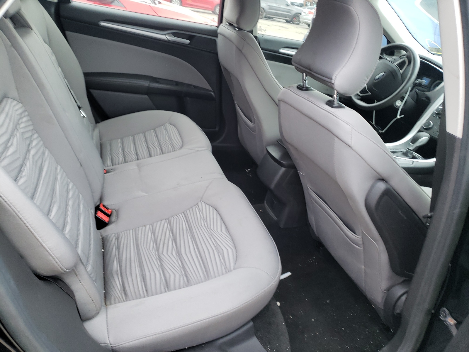 Photo 6 from auction – 2016 FORD FUSION S with VIN 3FA6P0G76GR222082