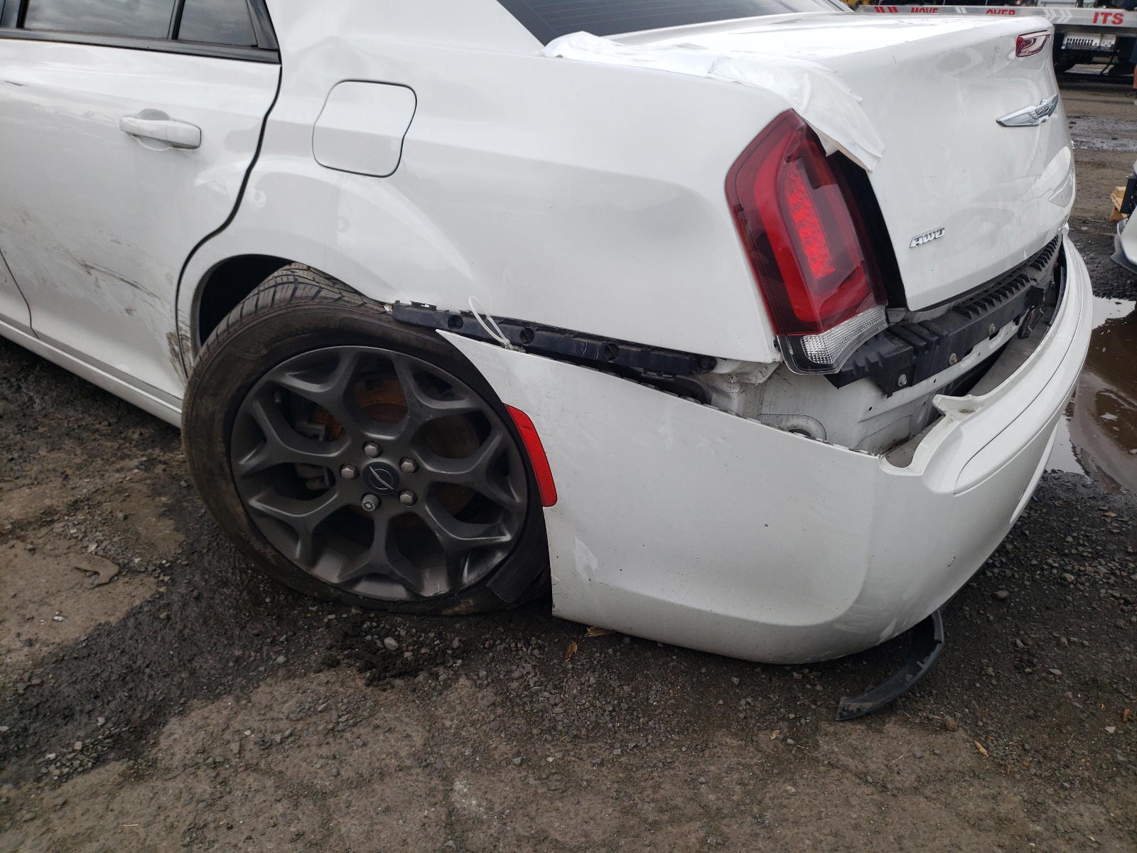 Photo 9 from auction – 2016 CHRYSLER 300 S with VIN 2C3CCAGG9GH161891