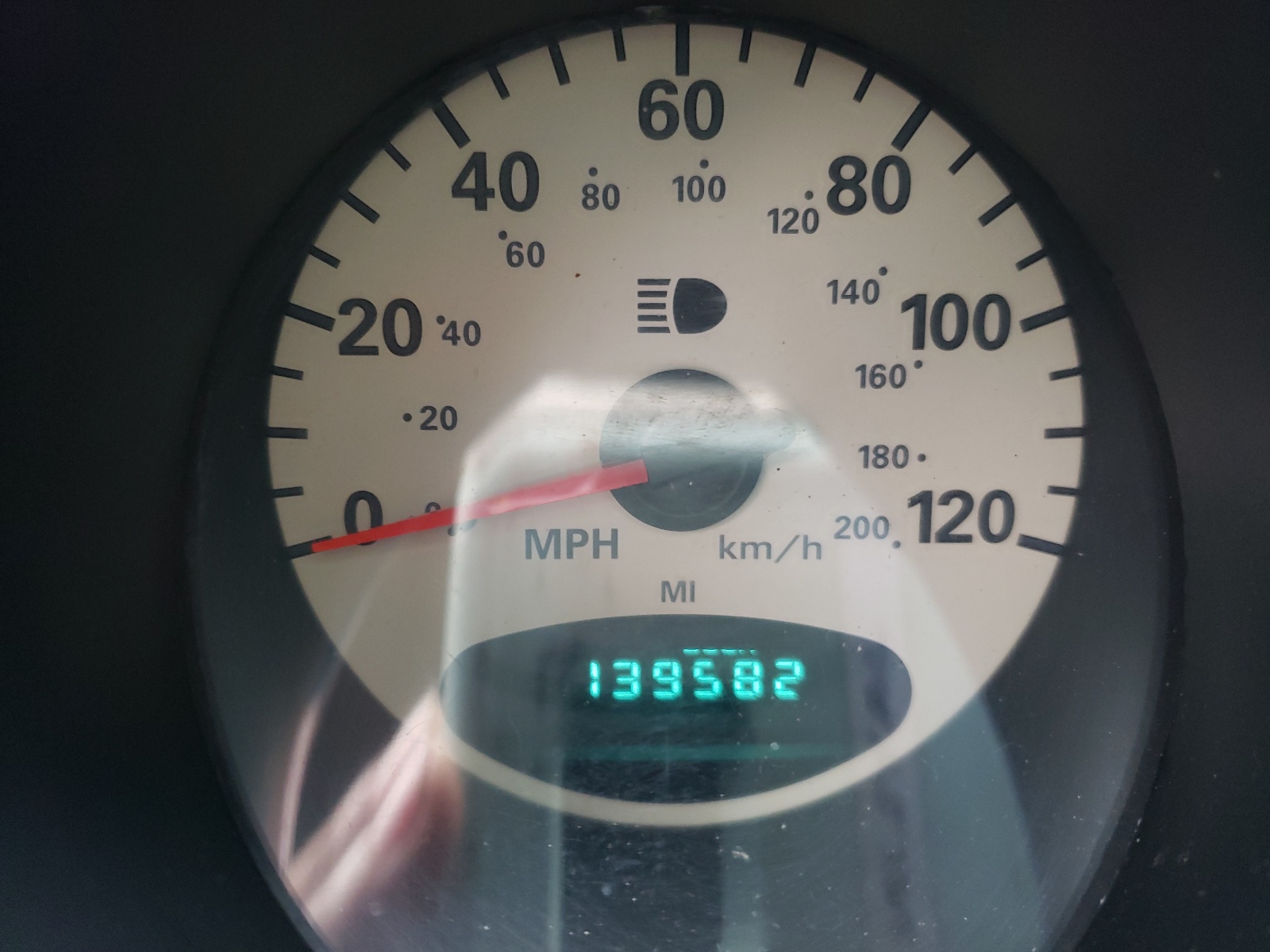 Photo 8 from auction – 2003 CHRYSLER PT CRUISER with VIN 3C4FY58B63T621238