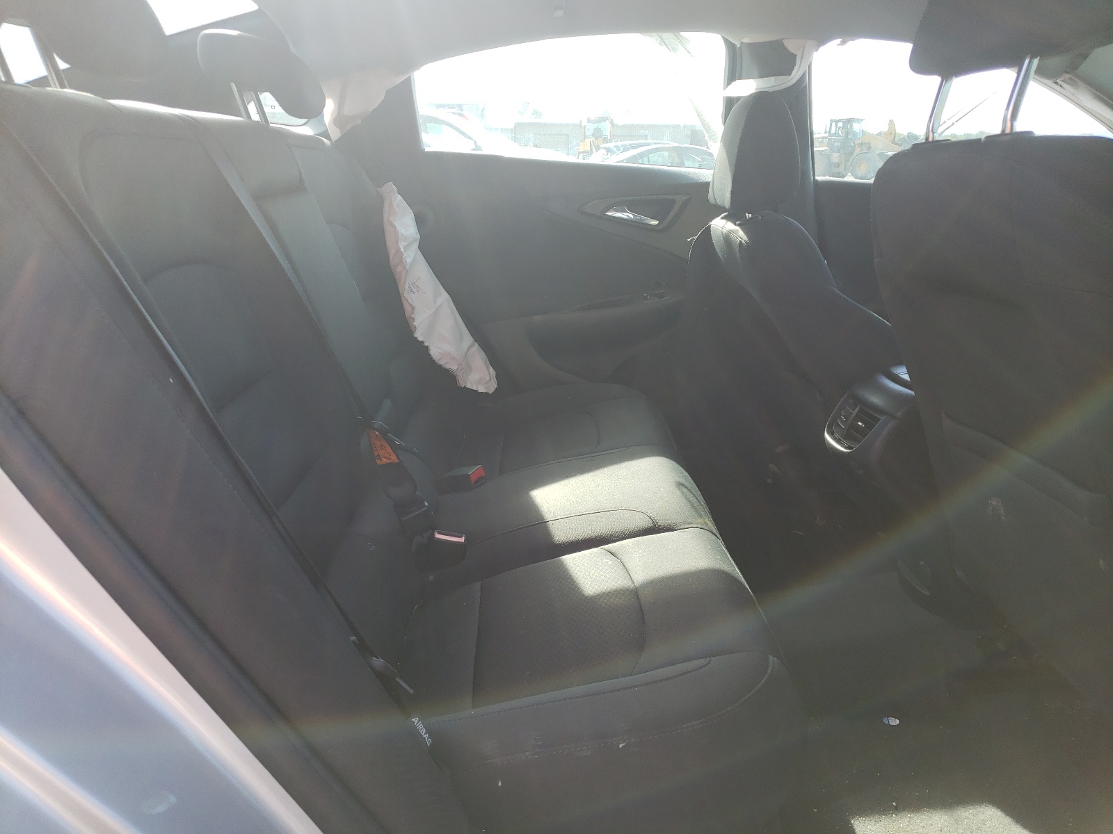 Photo 6 from auction – 2018 CHEVROLET MALIBU LT with VIN 1G1ZD5ST3JF241641