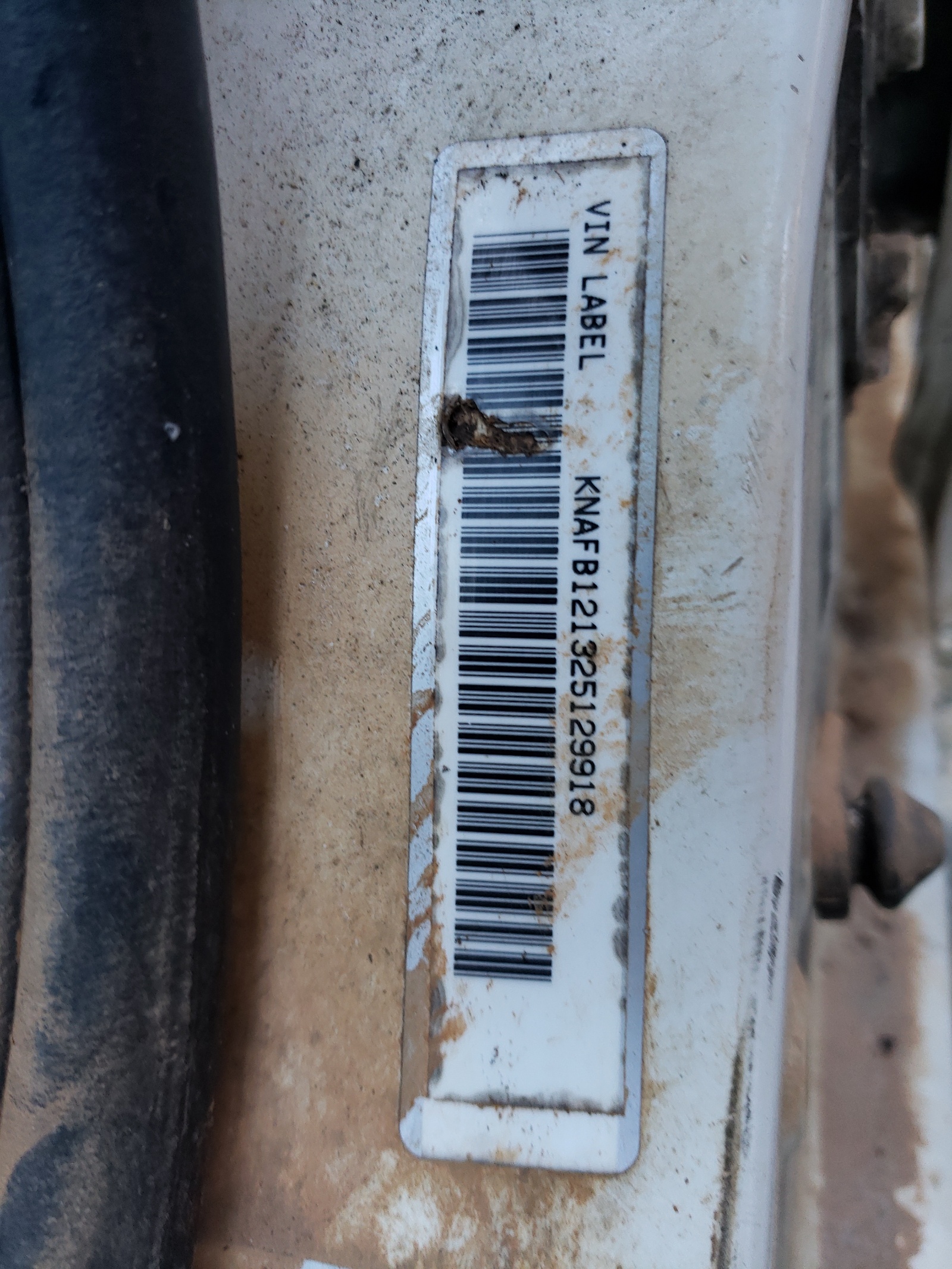 Photo 10 from auction – 2002 KIA SPECTRA BA with VIN KNAFB121325129918