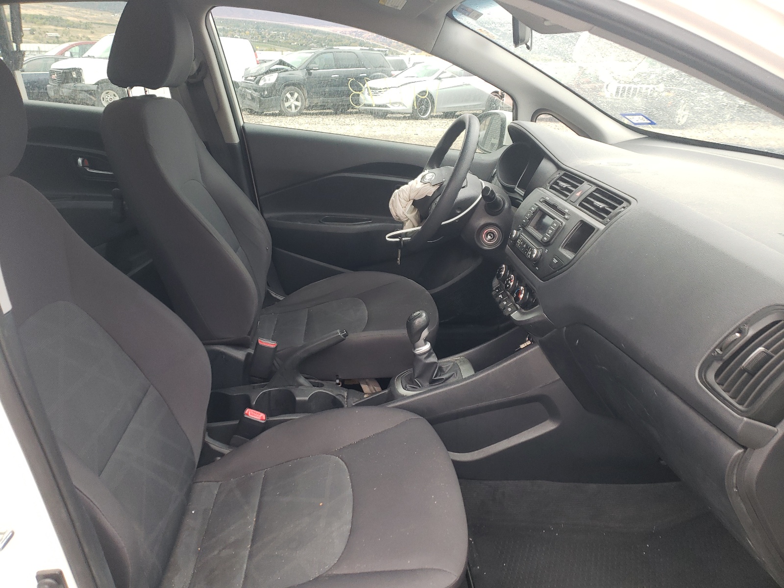 Photo 5 from auction – 2013 KIA RIO LX with VIN KNADM4A31D6144436